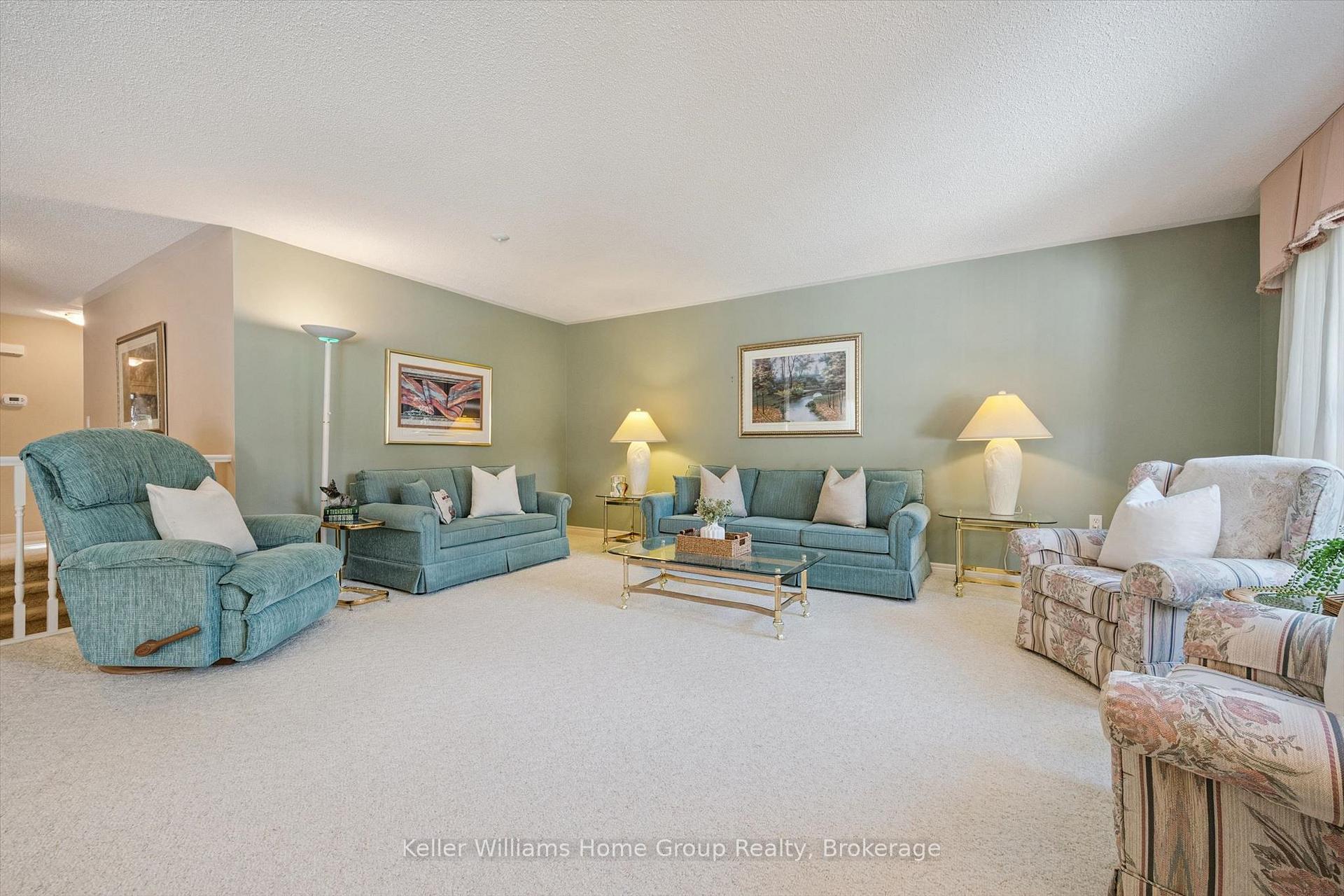 Photo 11 of 20 Beechlawn Boulevard, Guelph, Village By The Arboretum — HOMEH