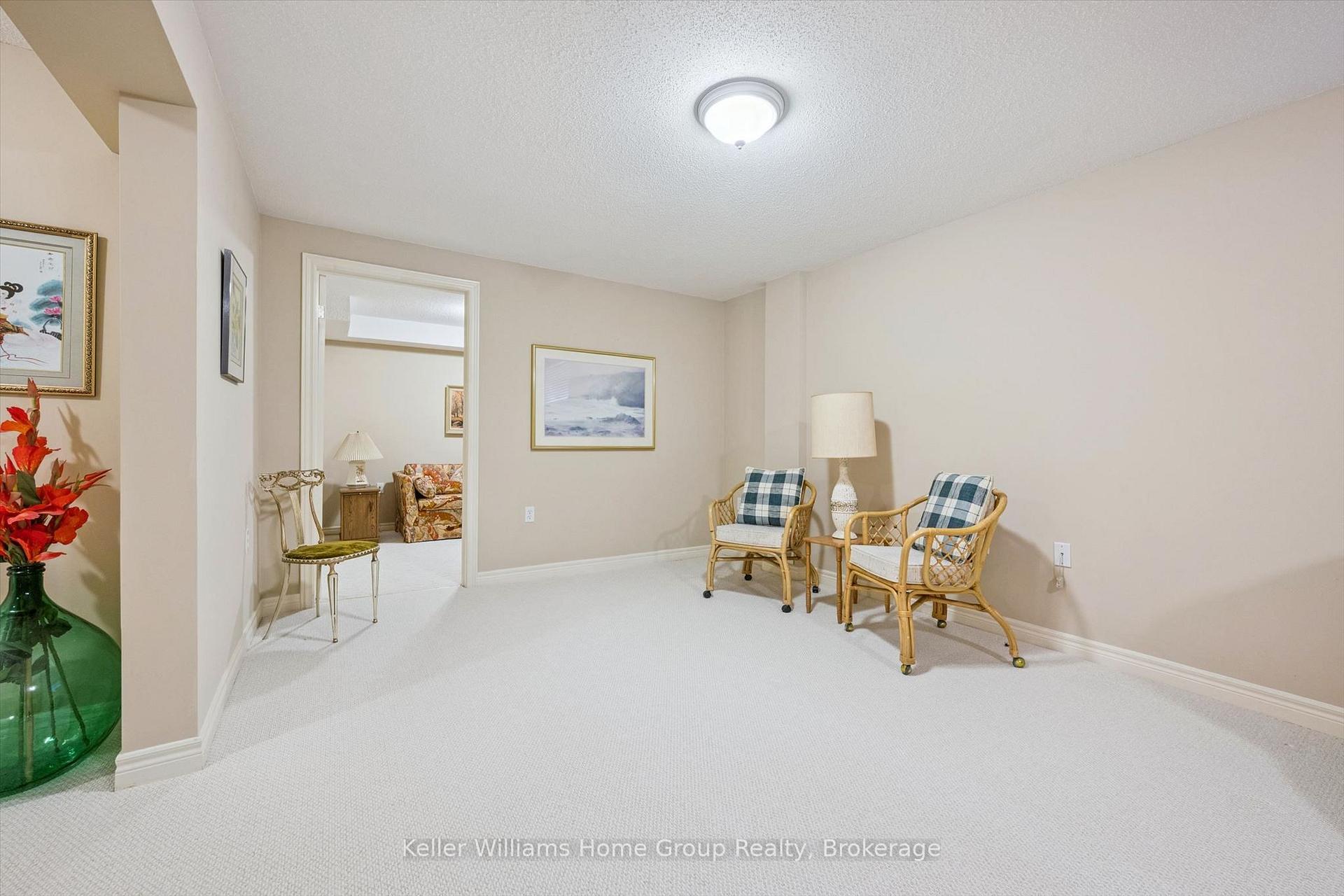 Photo 31 of 20 Beechlawn Boulevard, Guelph, Village By The Arboretum — HOMEH