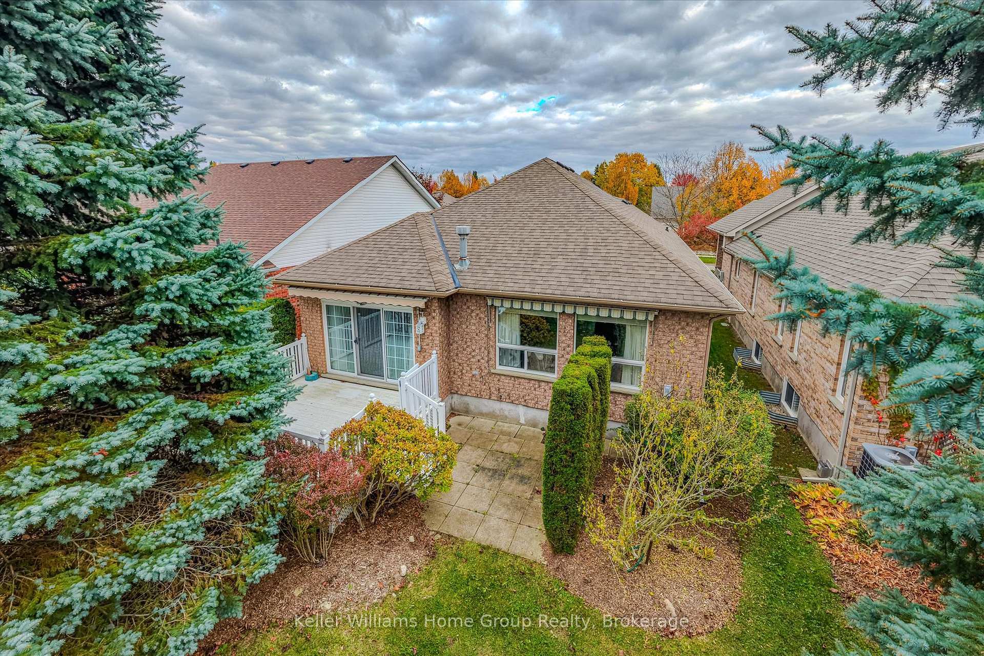 Photo 33 of 20 Beechlawn Boulevard, Guelph, Village By The Arboretum — HOMEH