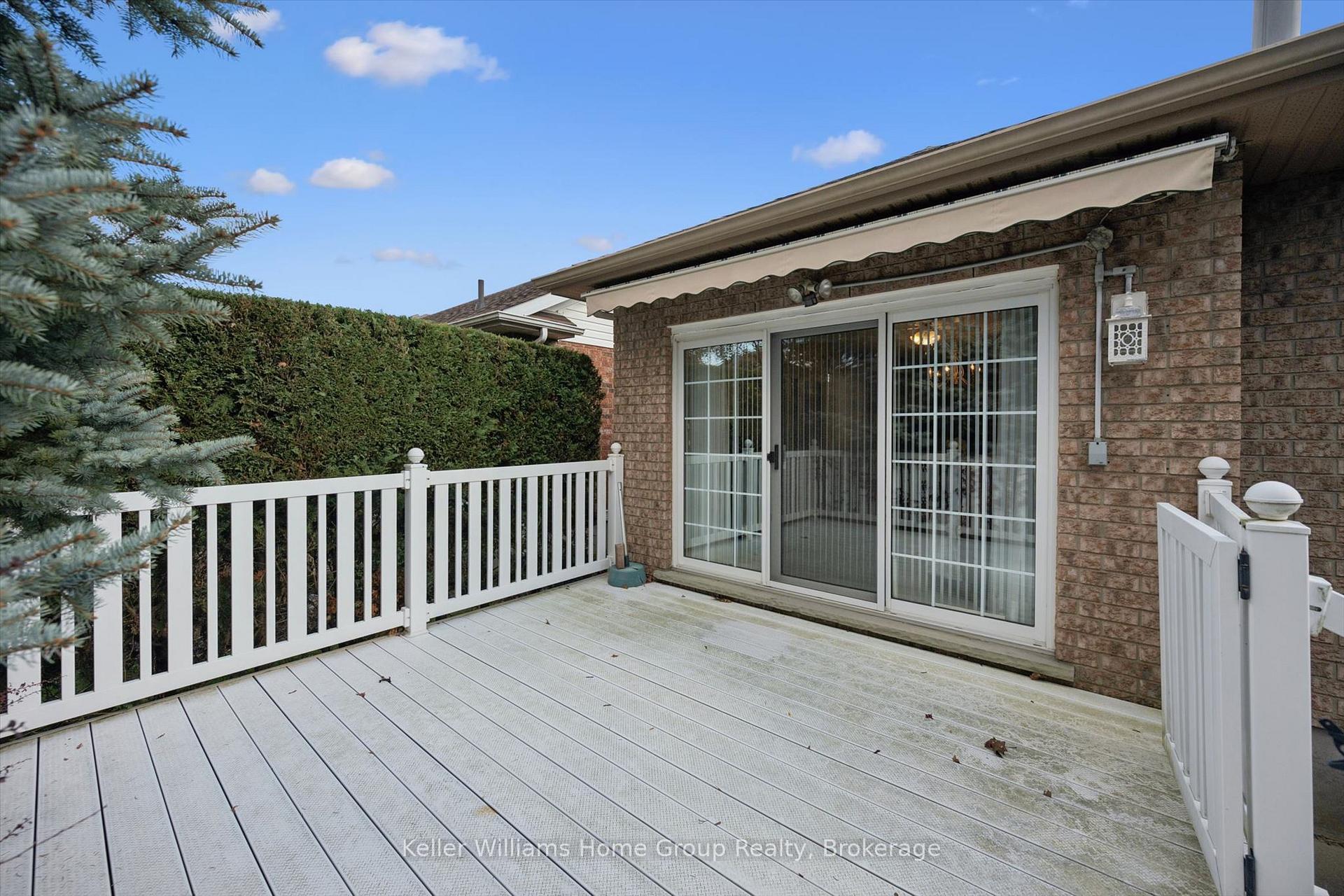 Photo 36 of 20 Beechlawn Boulevard, Guelph, Village By The Arboretum — HOMEH