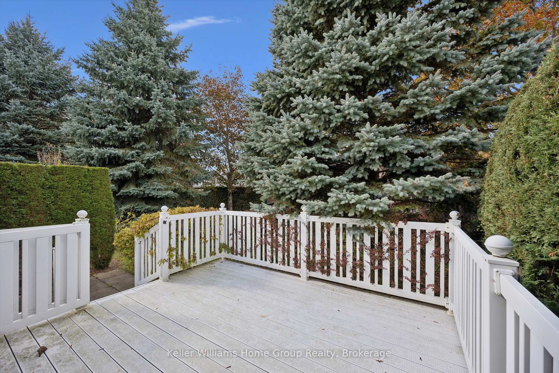 Photo 38 of 20 Beechlawn Boulevard, Guelph, Village By The Arboretum — HOMEH