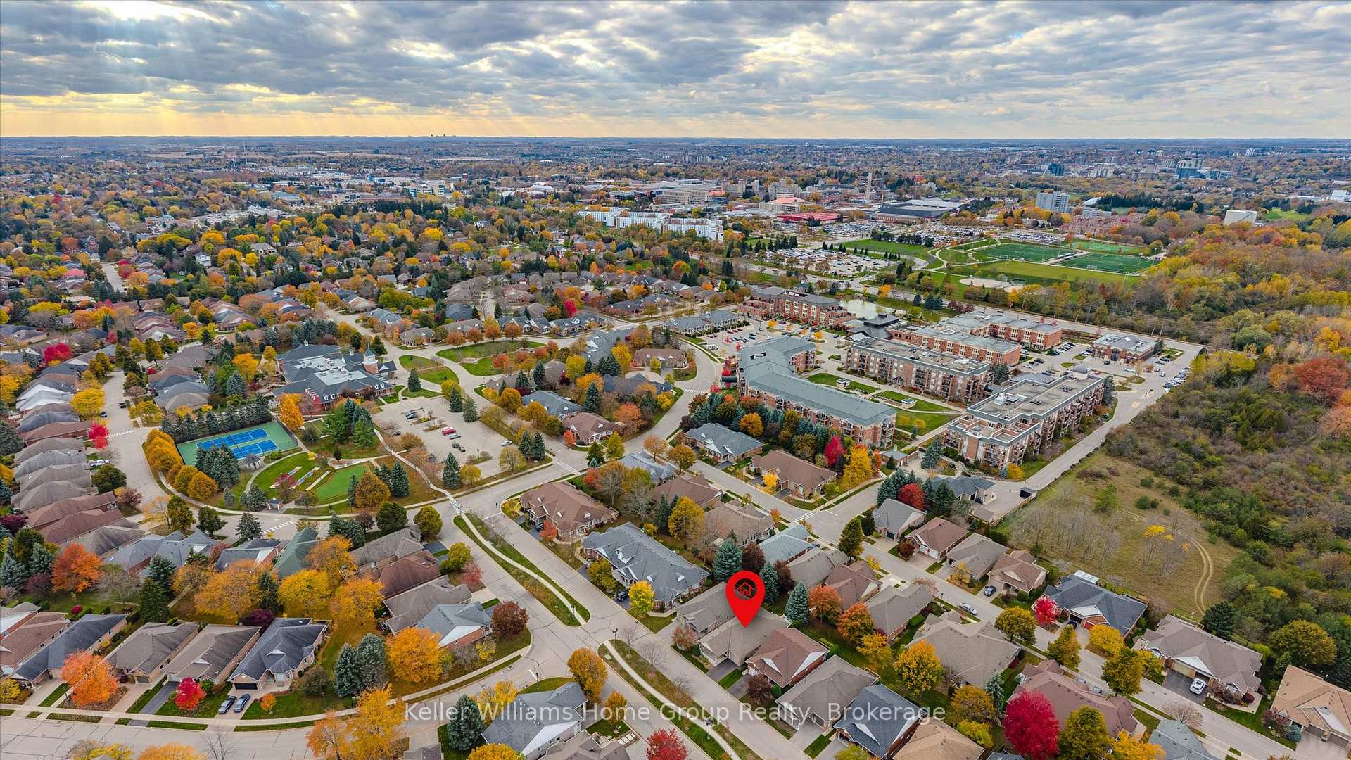 Photo 42 of 20 Beechlawn Boulevard, Guelph, Village By The Arboretum — HOMEH