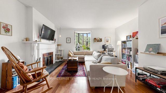 Photo 2 of 29 Winchester Street, Toronto, Cabbagetown-South St. James Town — HOMEH