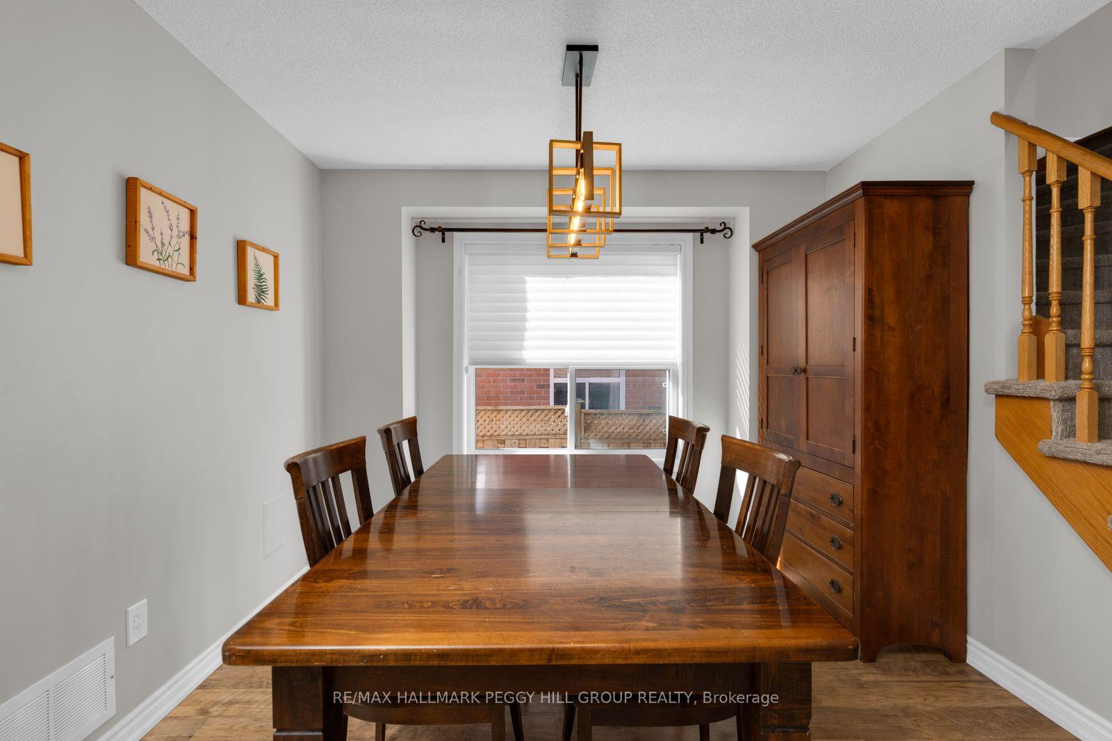 Photo 4 of 95 Madelaine Drive, Barrie, Painswick South — HOMEH