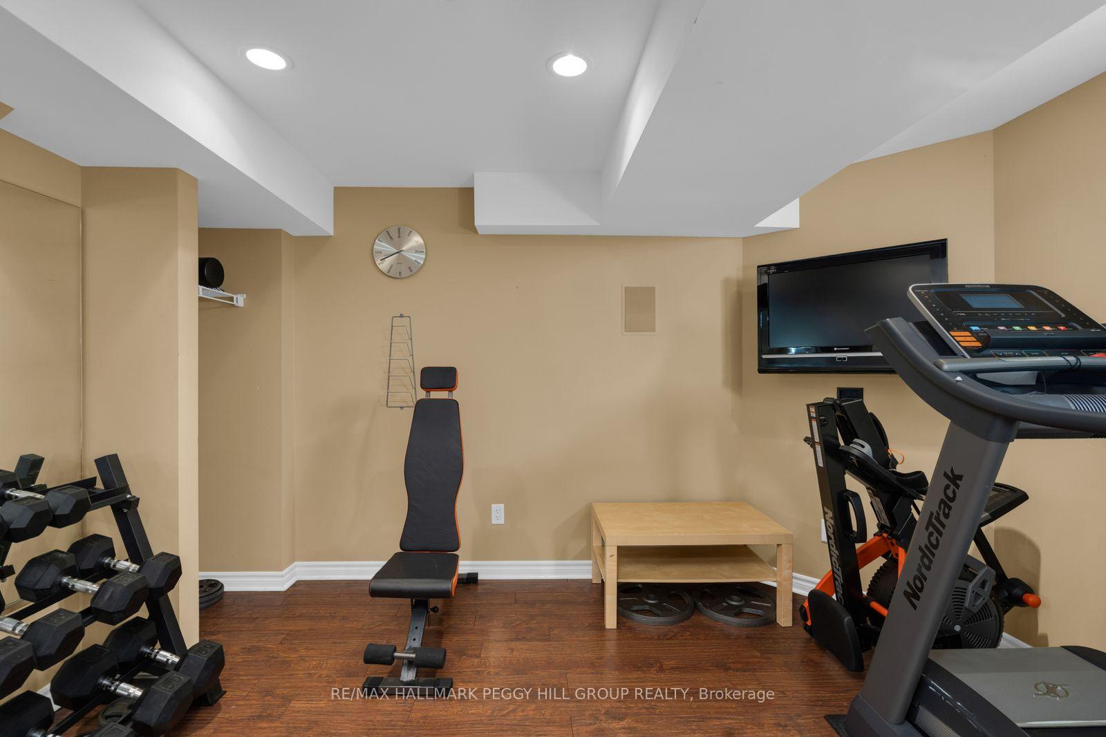 Photo 15 of 95 Madelaine Drive, Barrie, Painswick South — HOMEH