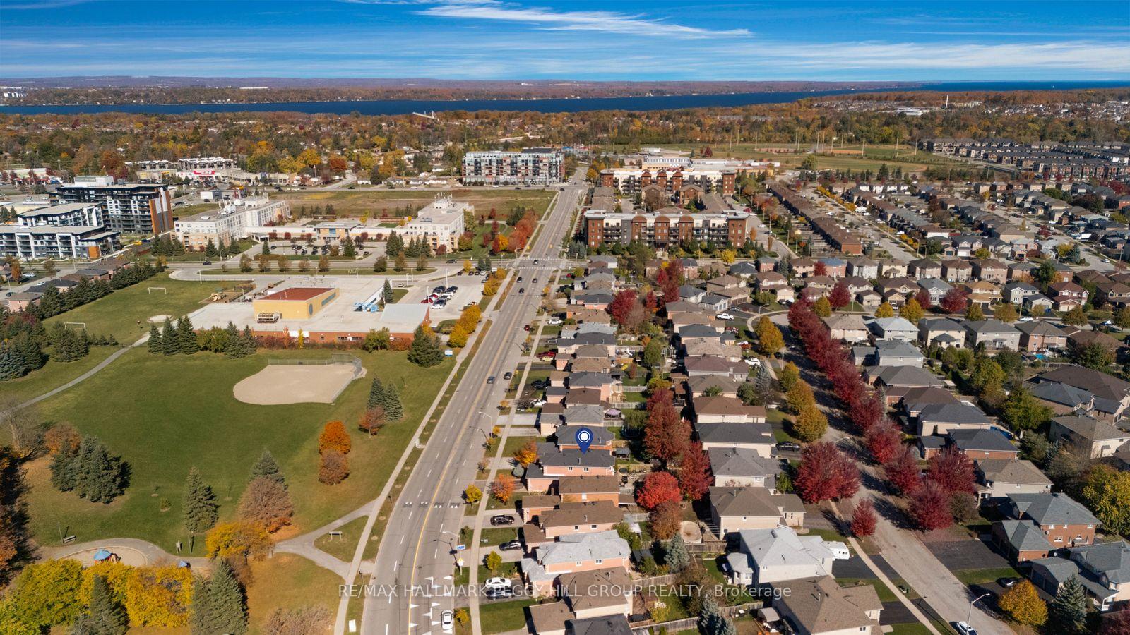 Photo 21 of 95 Madelaine Drive, Barrie, Painswick South — HOMEH