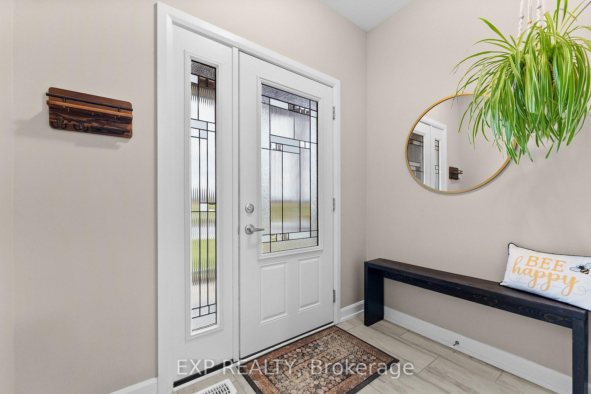 Photo 4 of 76 Vimy Ridge Crescent, Arnprior, Arnprior — HOMEH