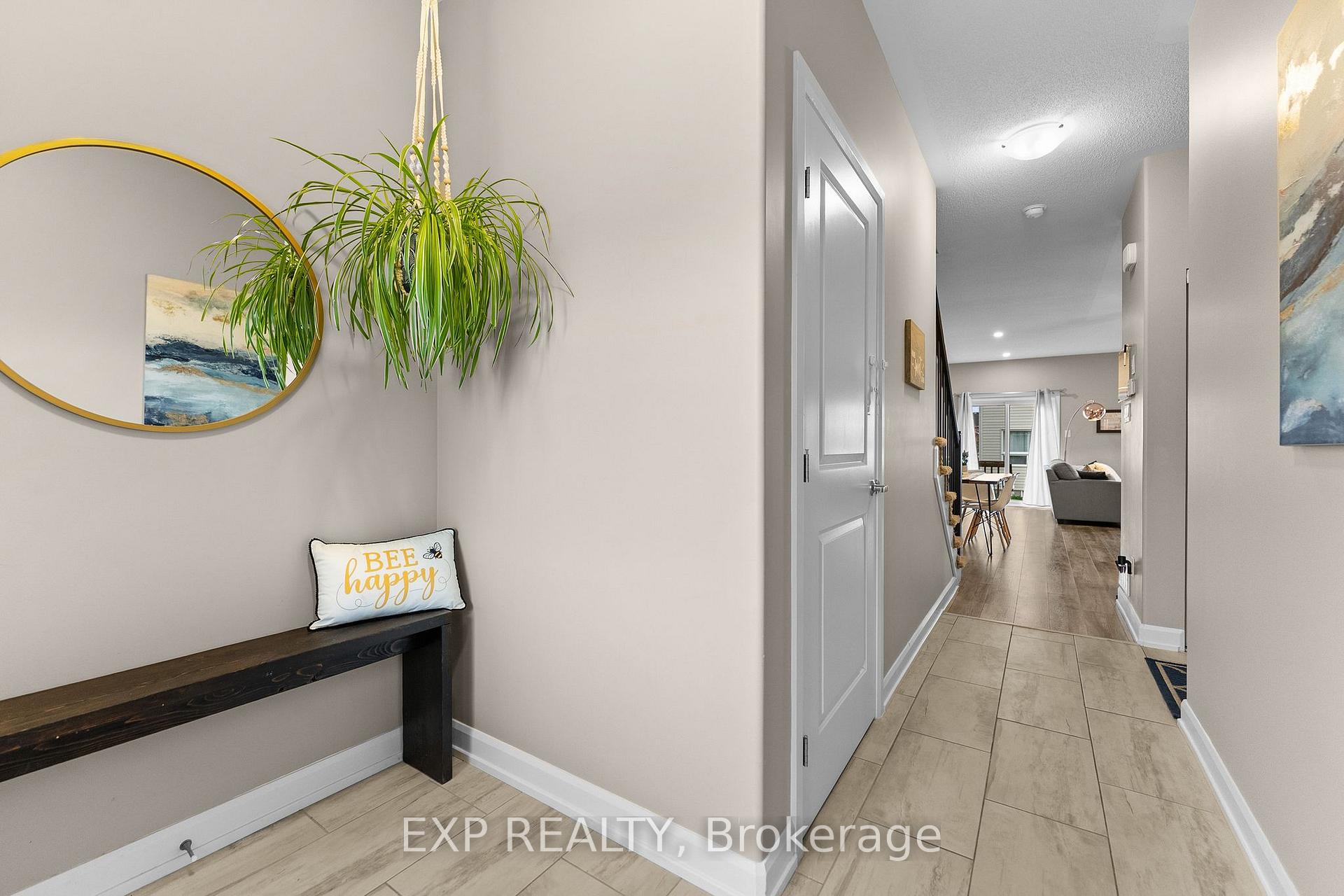 Photo 5 of 76 Vimy Ridge Crescent, Arnprior, Arnprior — HOMEH