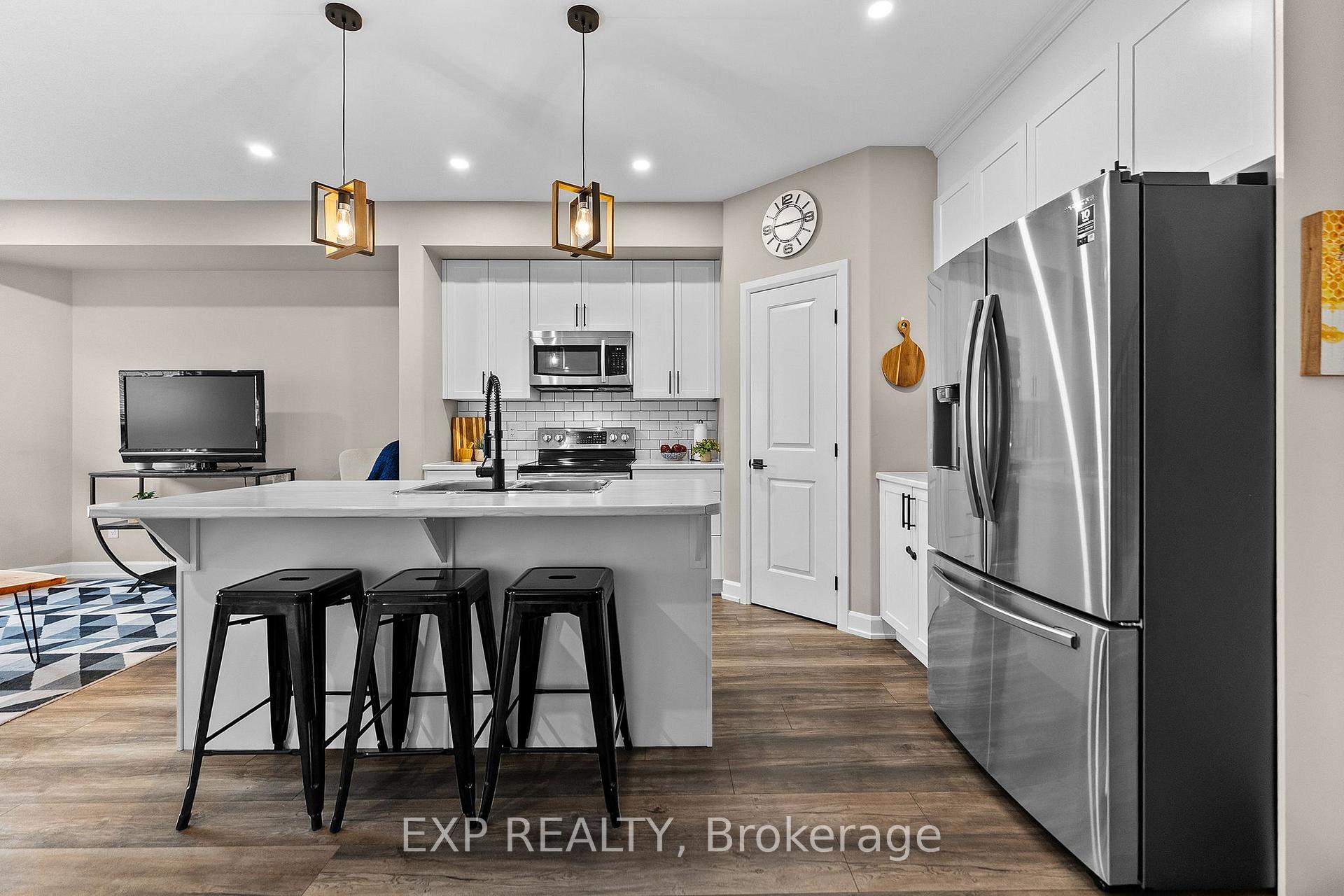 Photo 10 of 76 Vimy Ridge Crescent, Arnprior, Arnprior — HOMEH