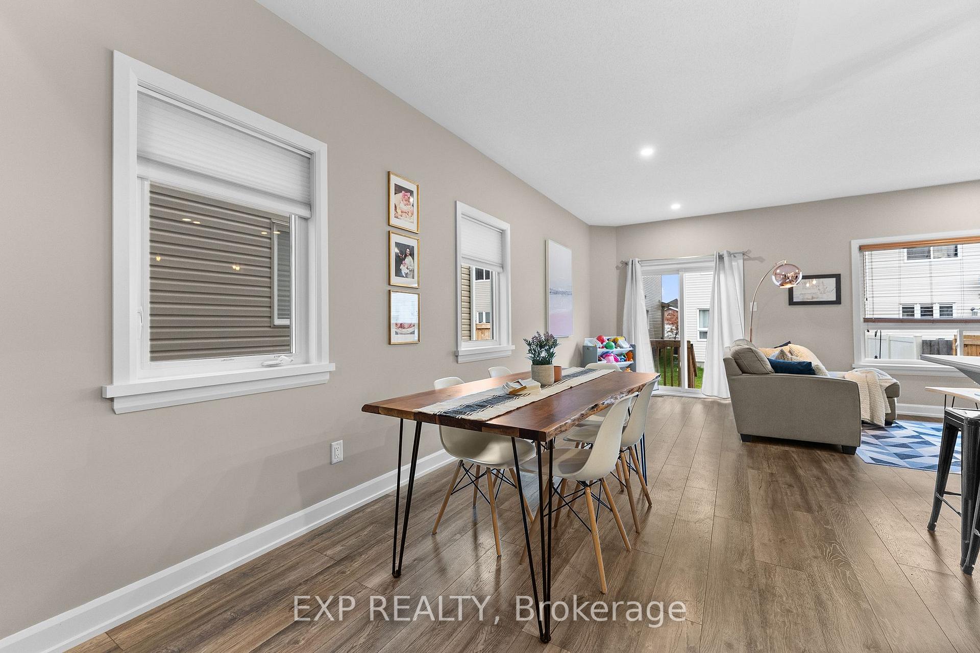Photo 16 of 76 Vimy Ridge Crescent, Arnprior, Arnprior — HOMEH