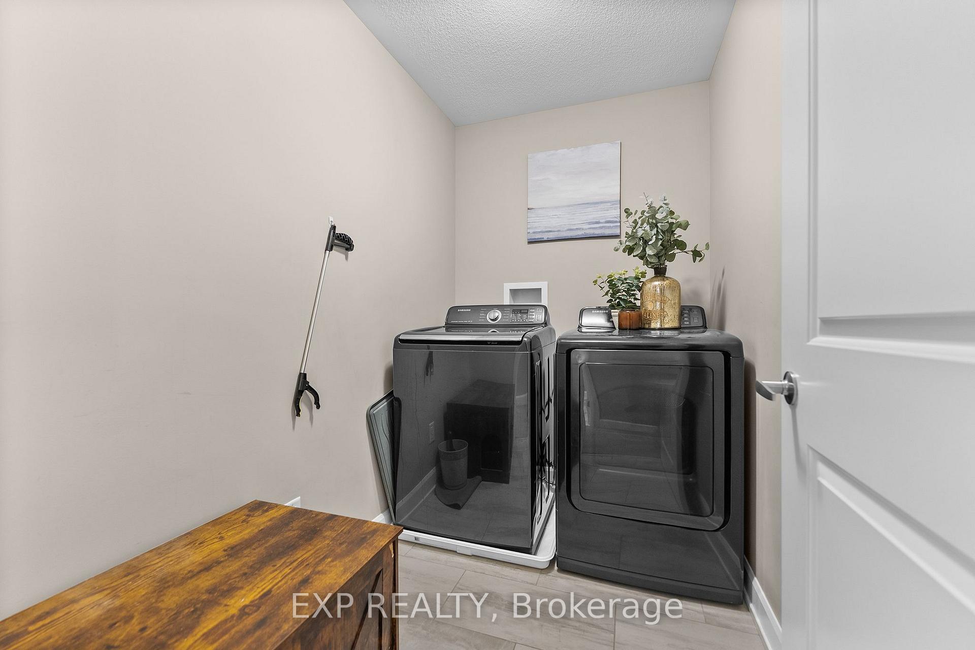 Photo 25 of 76 Vimy Ridge Crescent, Arnprior, Arnprior — HOMEH