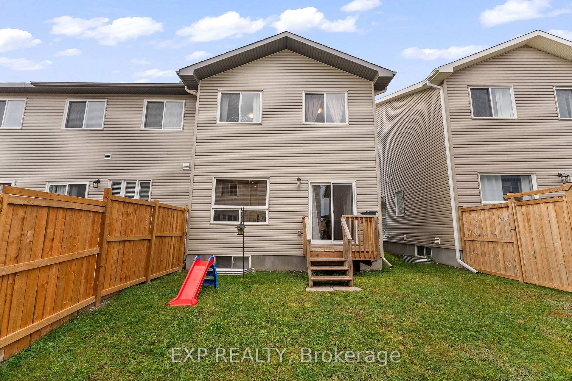 Photo 32 of 76 Vimy Ridge Crescent, Arnprior, Arnprior — HOMEH
