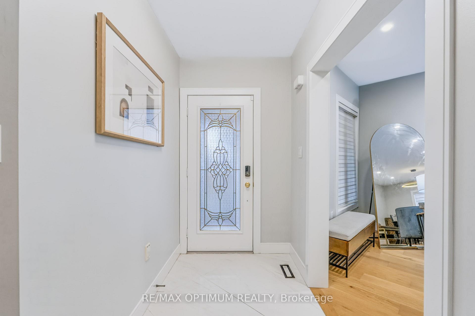 Photo 4 of 815 Nolan Road, Mississauga, East Credit — HOMEH