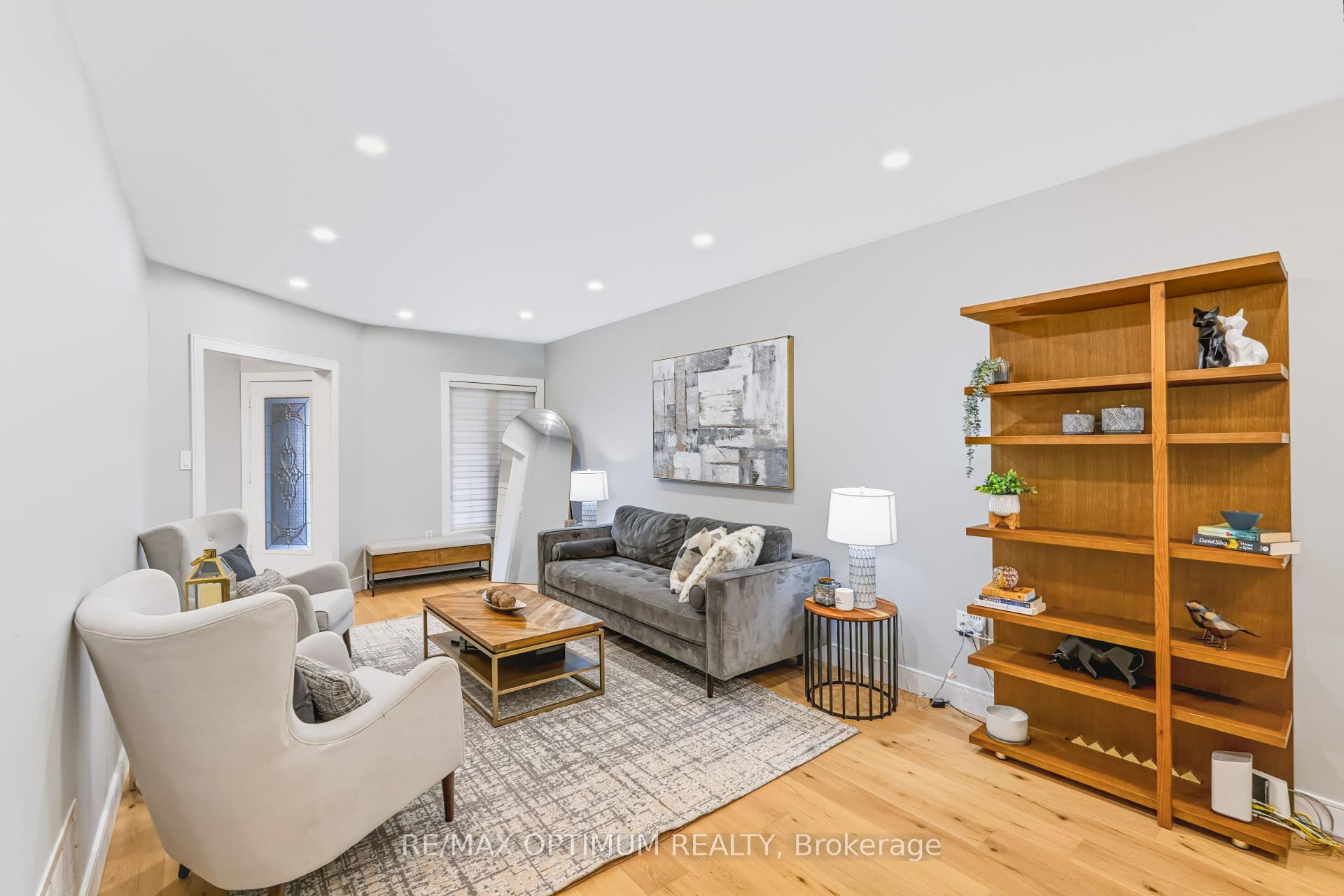 Photo 8 of 815 Nolan Road, Mississauga, East Credit — HOMEH