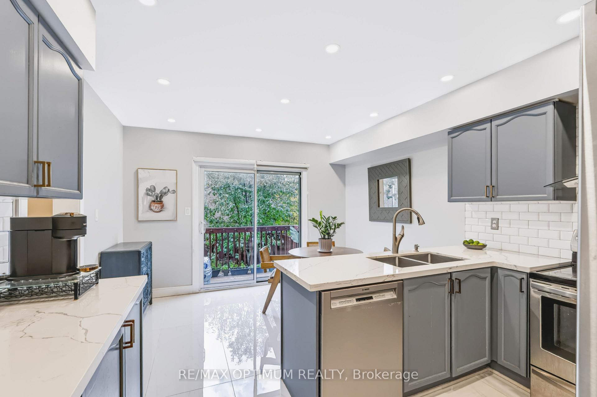 Photo 13 of 815 Nolan Road, Mississauga, East Credit — HOMEH