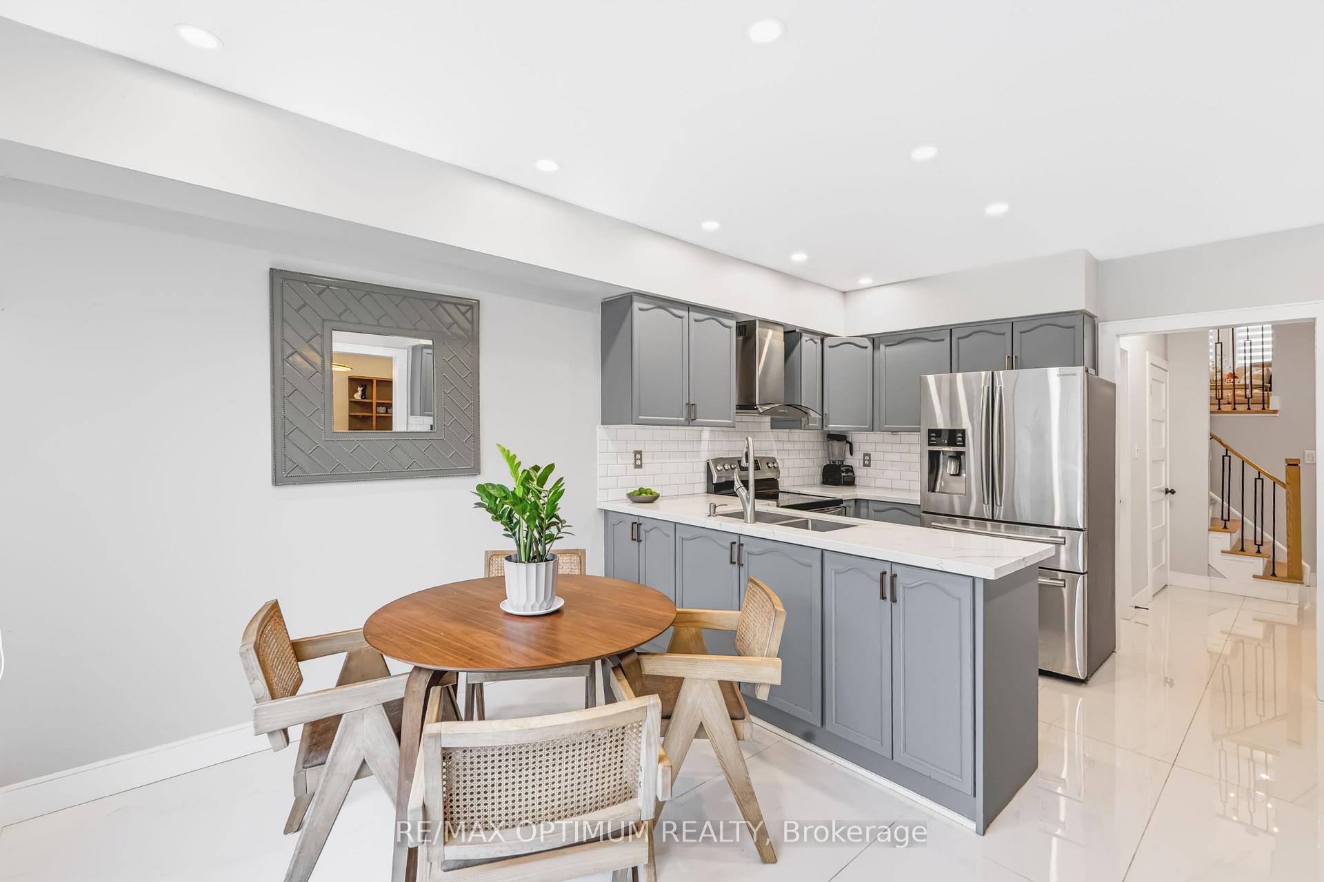Photo 15 of 815 Nolan Road, Mississauga, East Credit — HOMEH