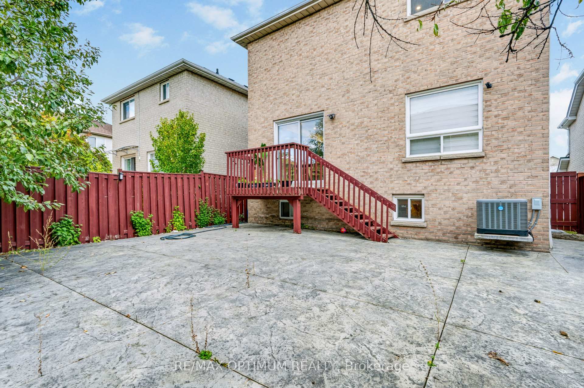 Photo 33 of 815 Nolan Road, Mississauga, East Credit — HOMEH