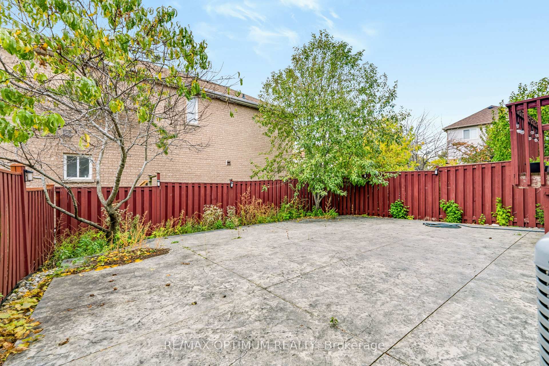 Photo 35 of 815 Nolan Road, Mississauga, East Credit — HOMEH