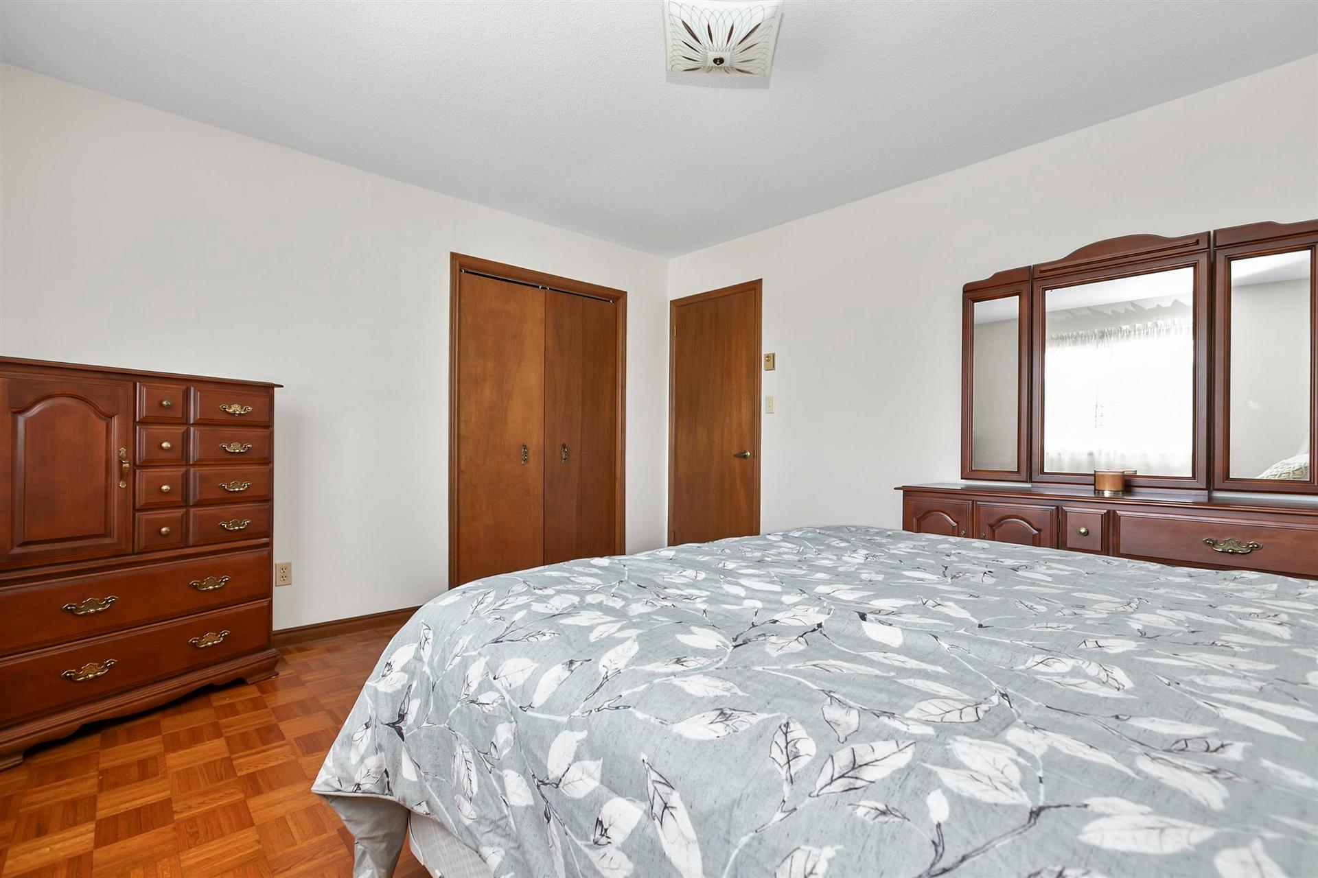 Photo 12 of 62 Laronde Avenue, Sault Ste Marie, Ward 2 — HOMEH