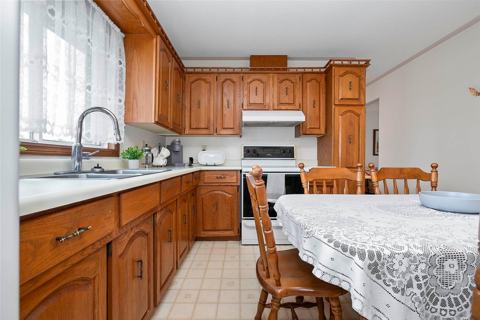 Photo 17 of 62 Laronde Avenue, Sault Ste Marie, Ward 2 — HOMEH