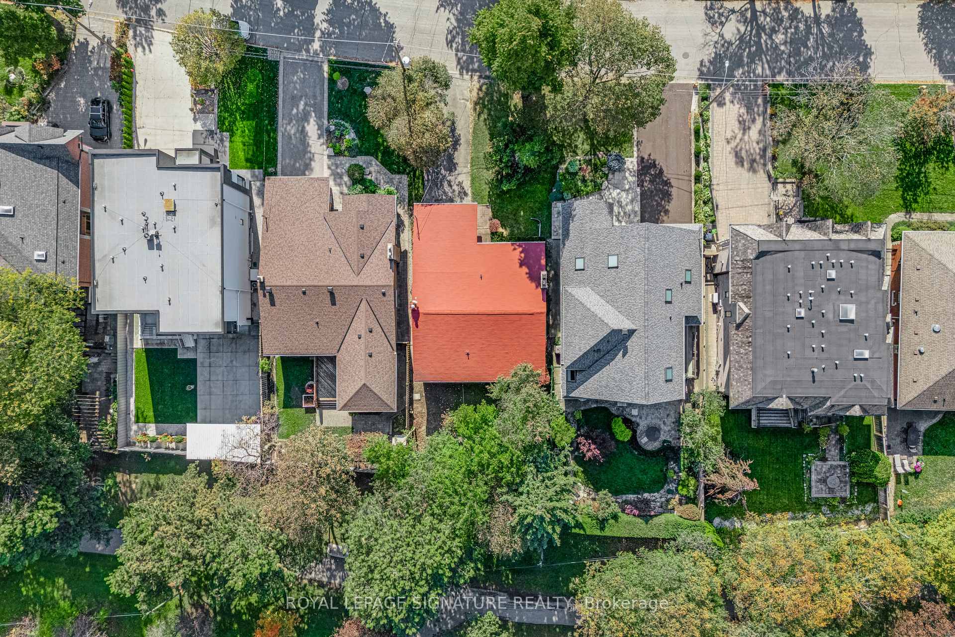 Photo 4 of 26 Millgate Crescent, North York, Bayview Village — HOMEH