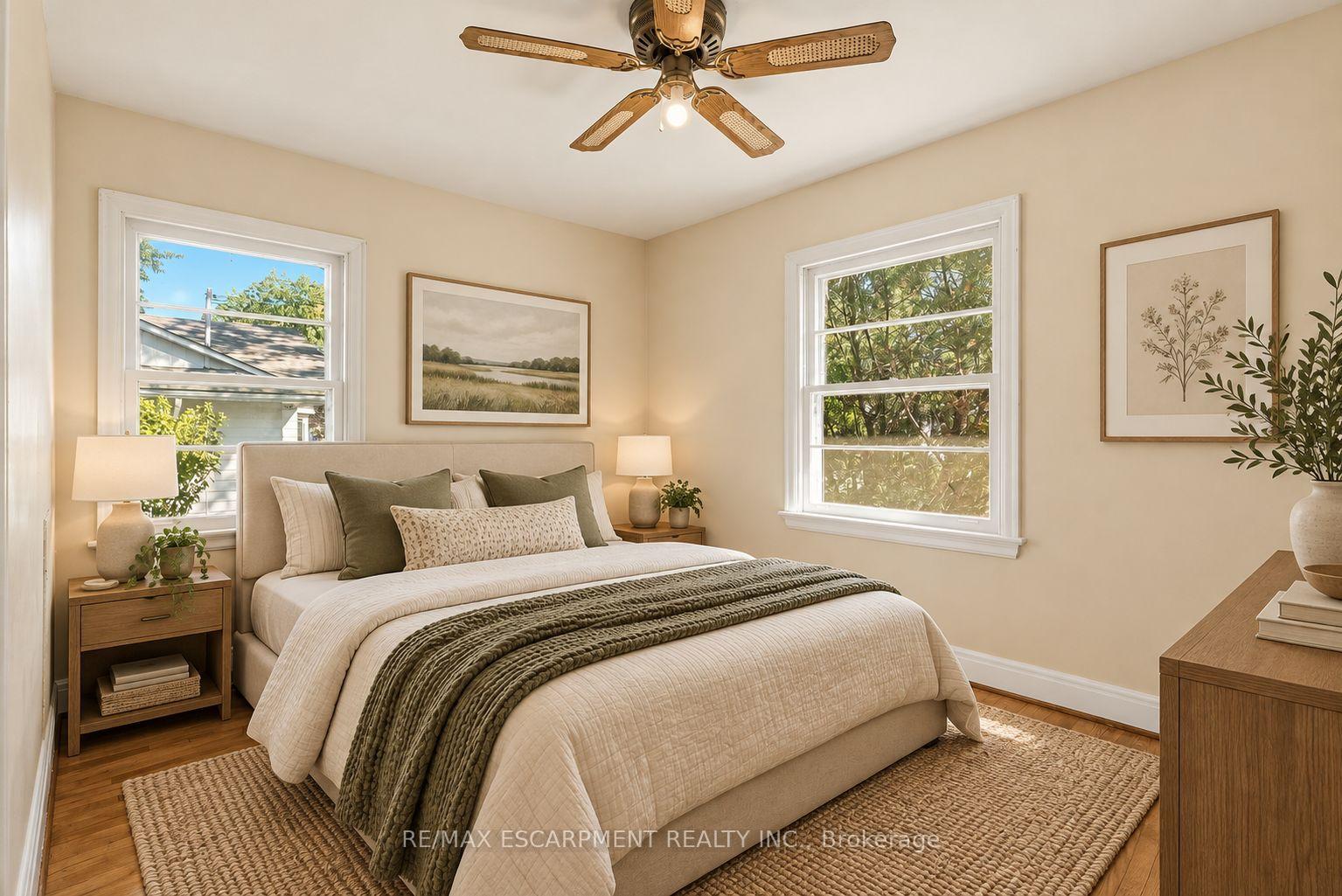 Photo 17 of 55 Lakeview Avenue, Grimsby, Grimsby Beach — HOMEH