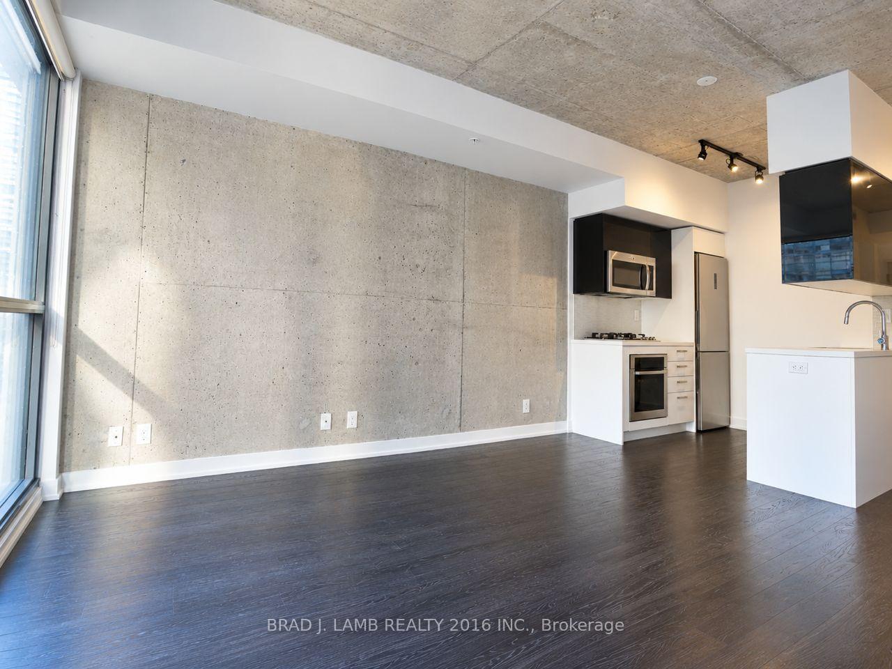 Photo 3 of Unit 301, 39 Brant Street, Toronto, Waterfront Communities — HOMEH