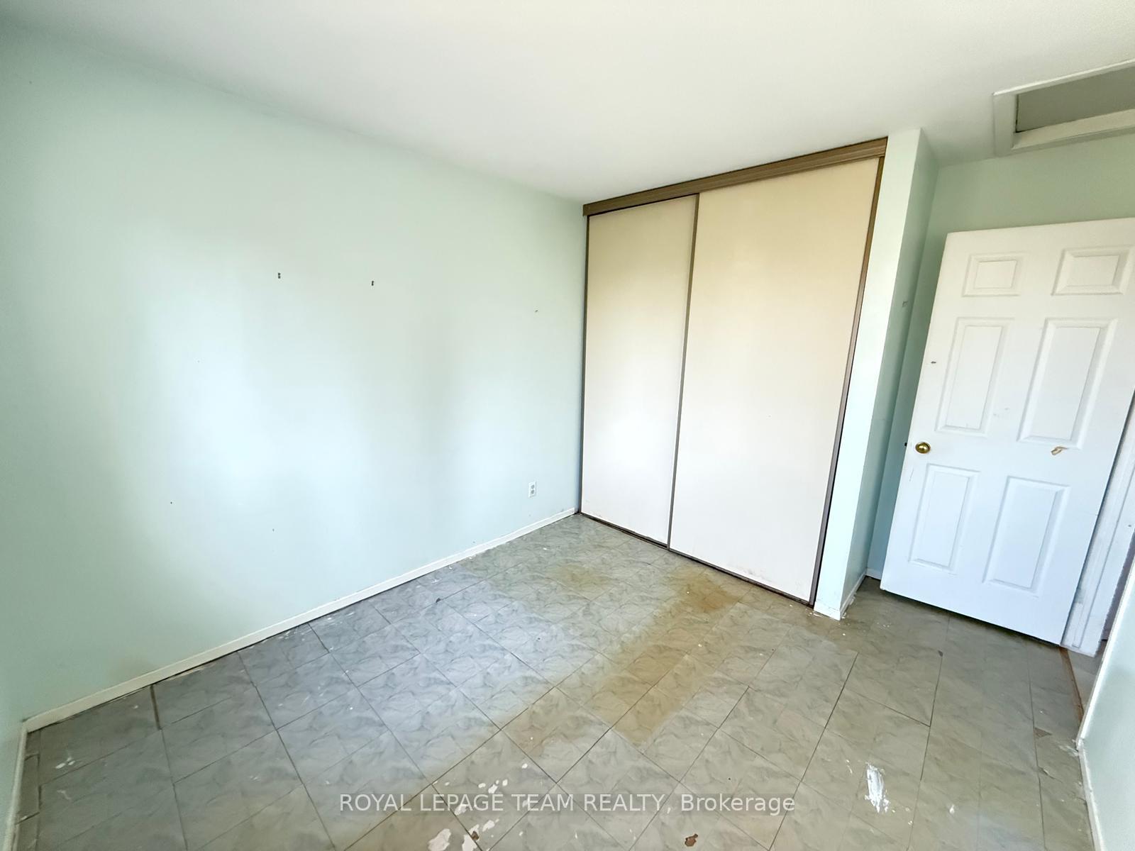 Photo 14 of 86 Hummingbird Crescent, Ottawa, Barrhaven - Cedargrove/Fraserdale — HOMEH