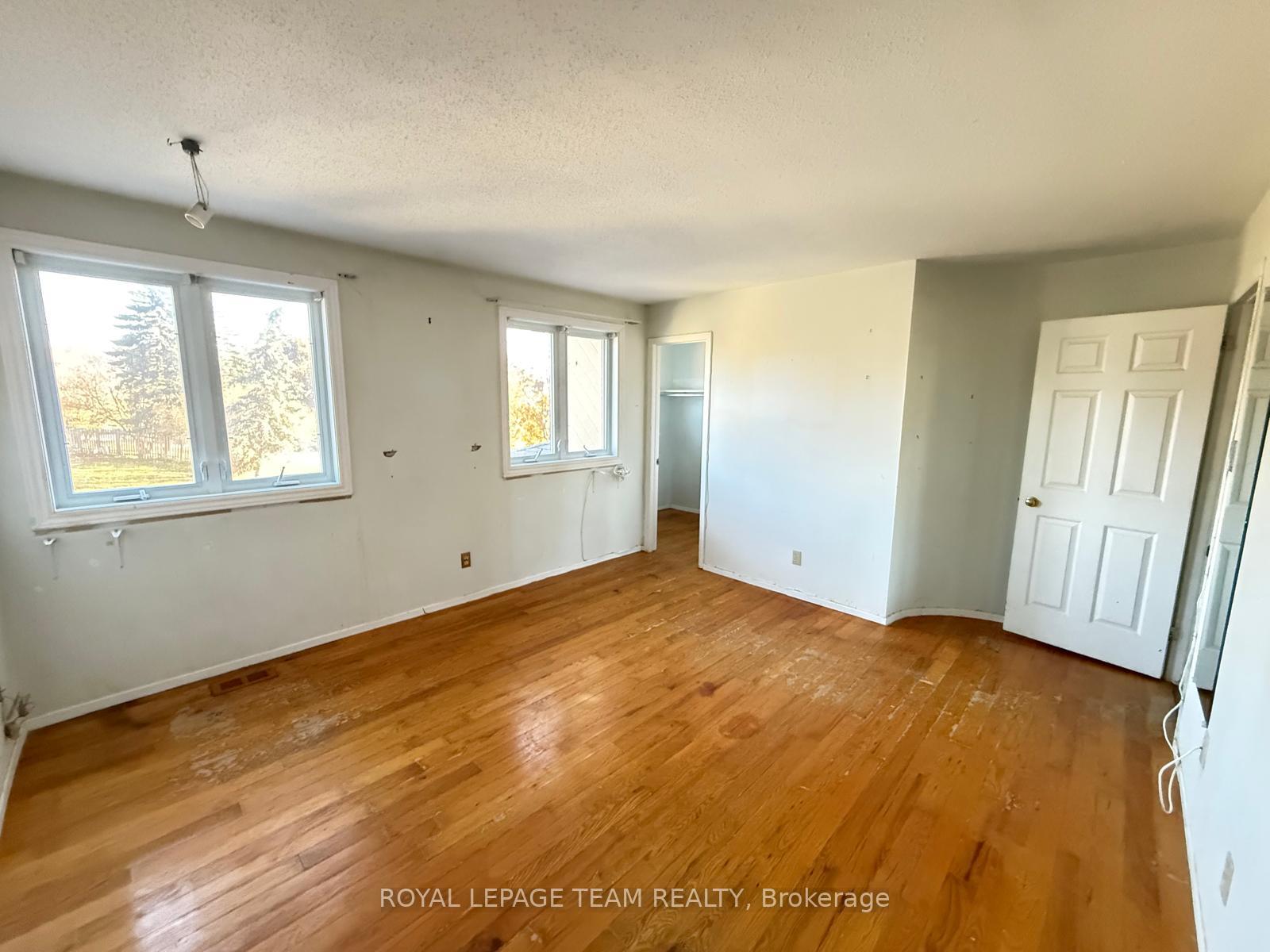 Photo 20 of 86 Hummingbird Crescent, Ottawa, Barrhaven - Cedargrove/Fraserdale — HOMEH