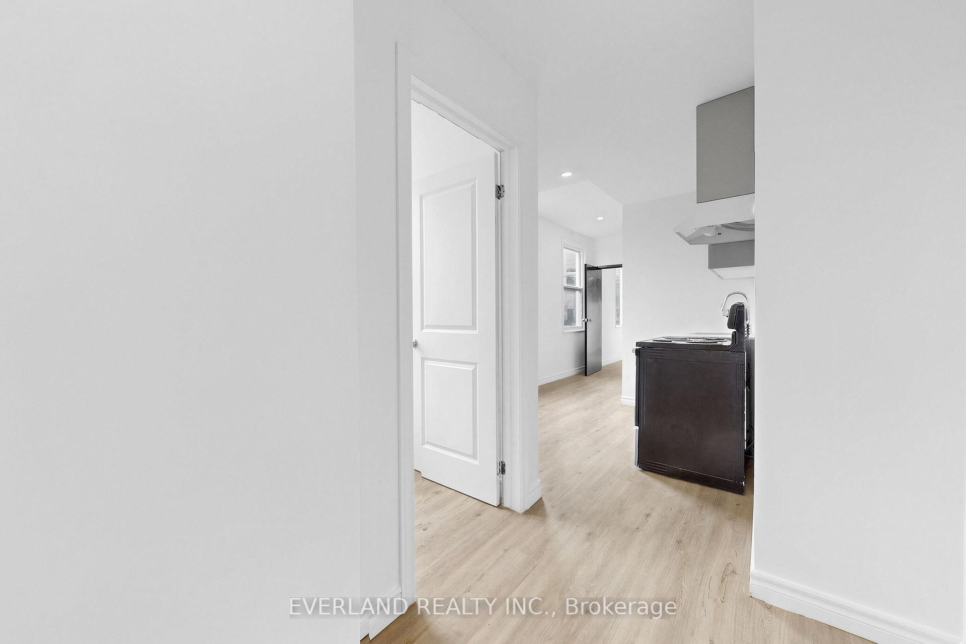 Photo 5 of Unit C, 20 King Street, Oshawa, Central — HOMEH