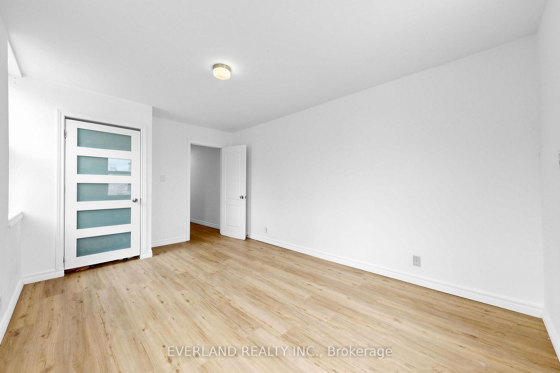 Photo 10 of Unit C, 20 King Street, Oshawa, Central — HOMEH
