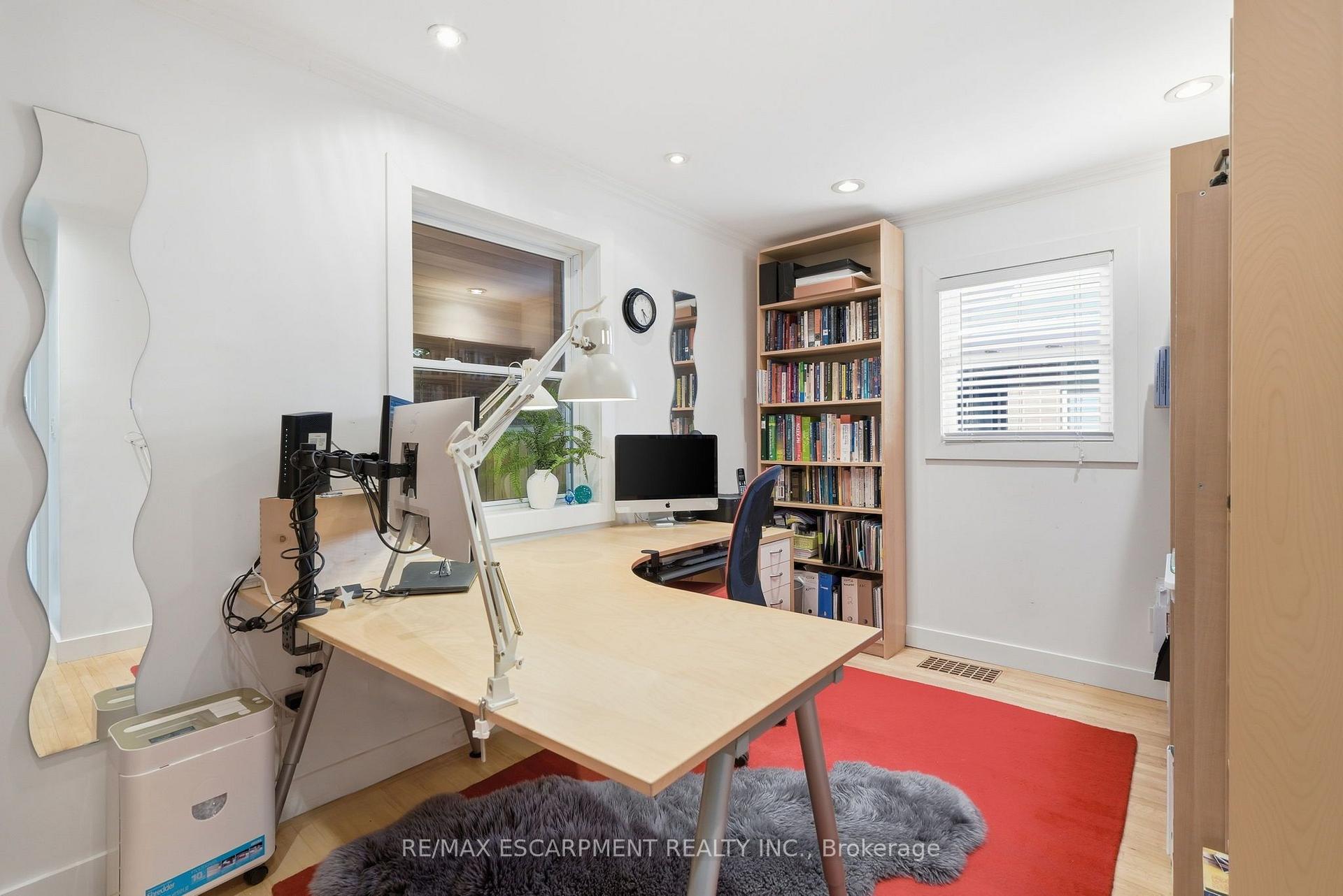 Photo 22 of 313 North Shore Boulevard, Burlington, Bayview — HOMEH