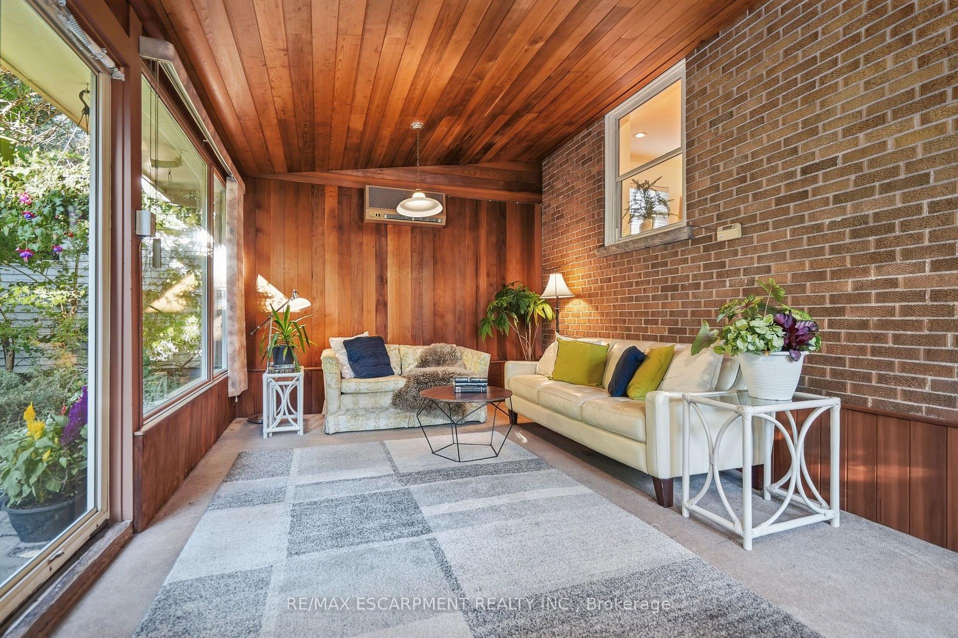 Photo 35 of 313 North Shore Boulevard, Burlington, Bayview — HOMEH