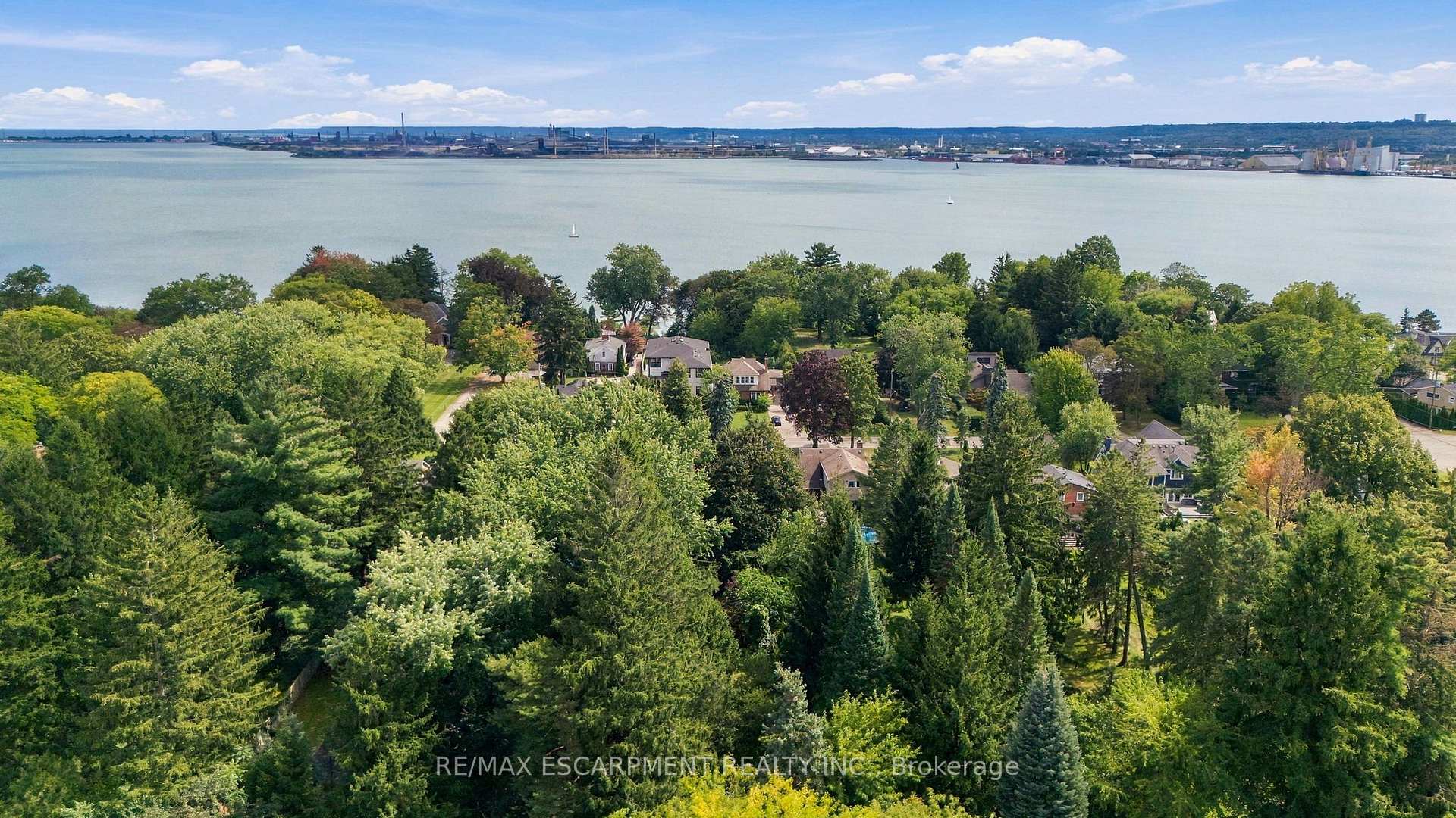 Photo 43 of 313 North Shore Boulevard, Burlington, Bayview — HOMEH