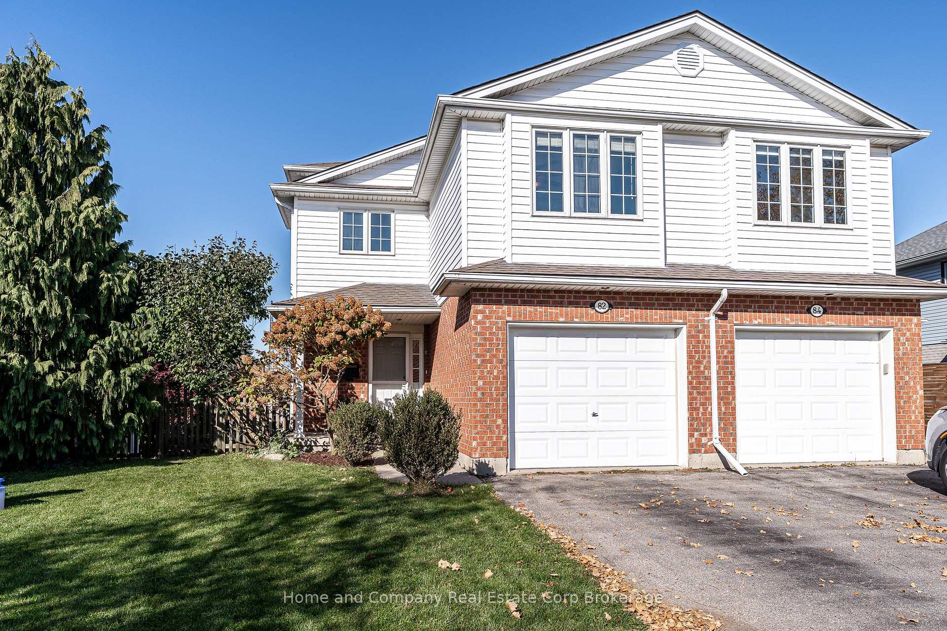 Photo 1 of 82 Walsh Crescent, Stratford — HOMEH