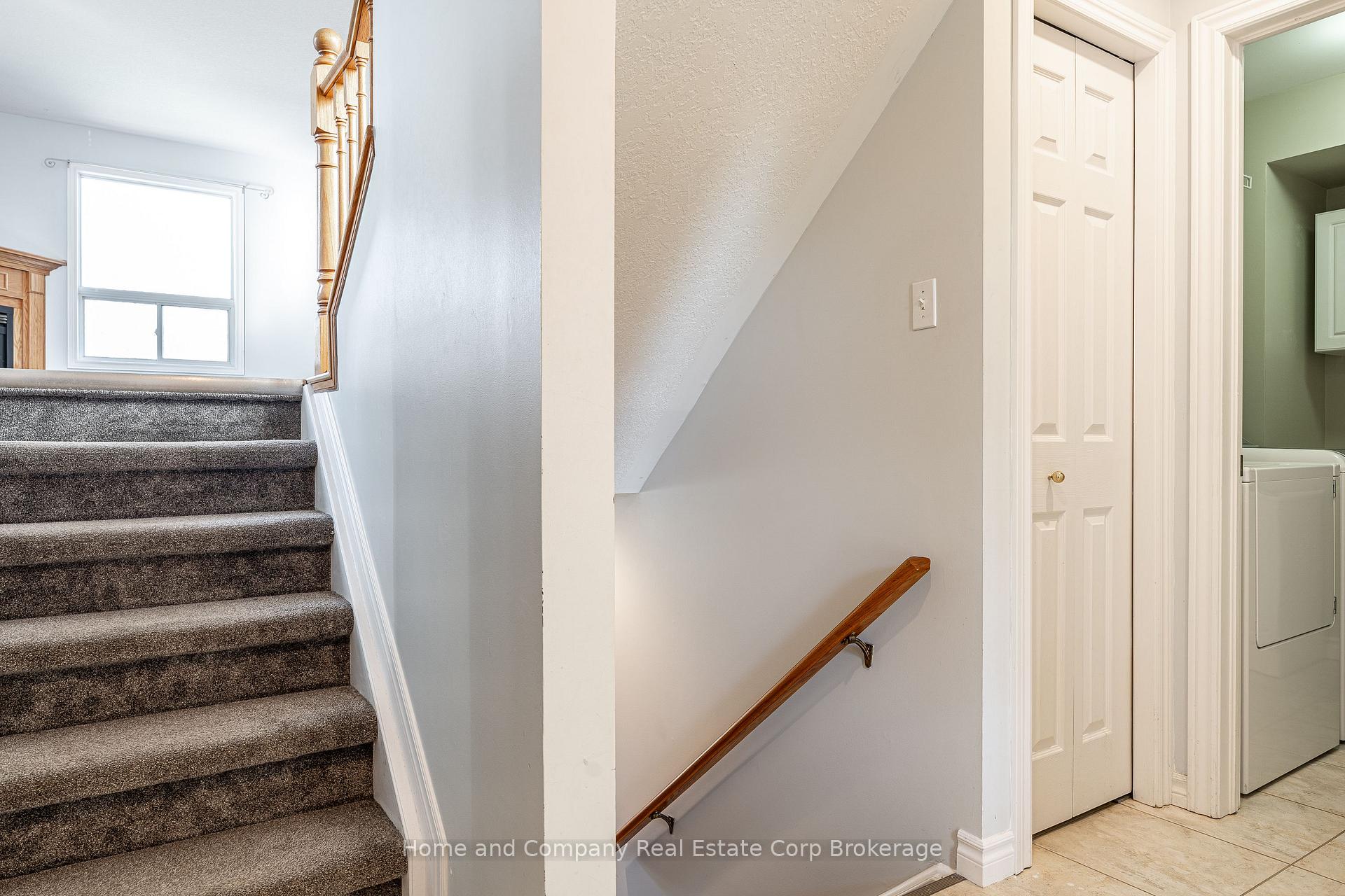 Photo 8 of 82 Walsh Crescent, Stratford — HOMEH