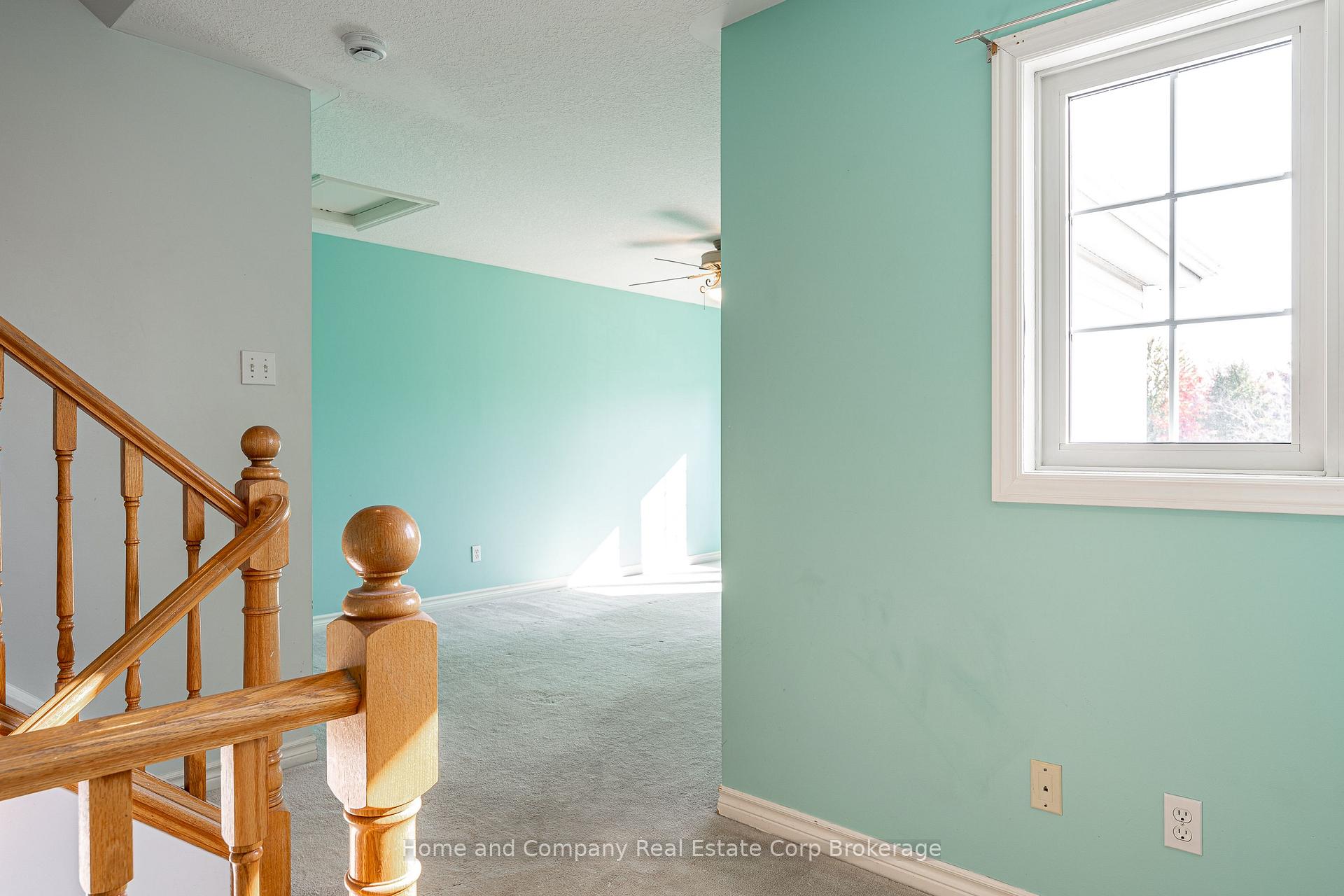Photo 16 of 82 Walsh Crescent, Stratford — HOMEH