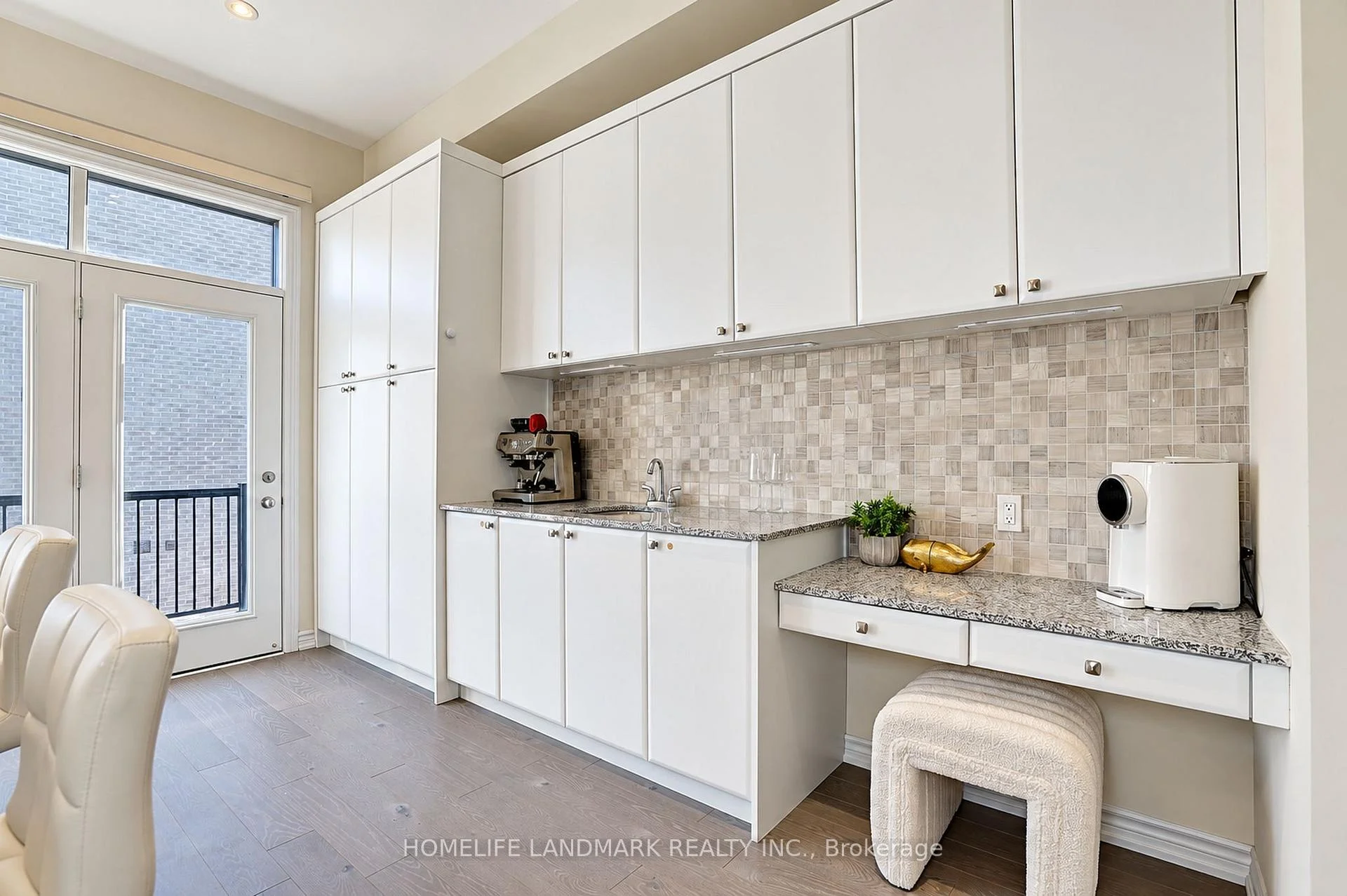 Photo 25 of 41 Golden Trail, Vaughan, Patterson — HOMEH