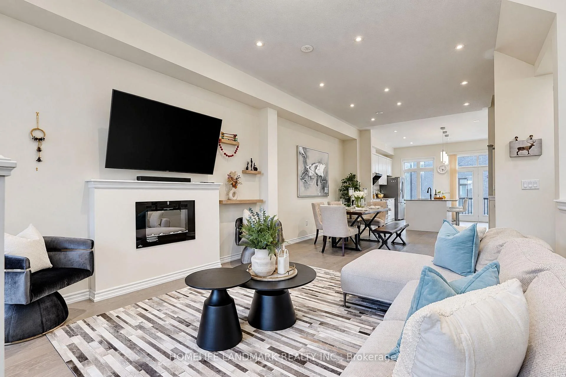 Photo 27 of 41 Golden Trail, Vaughan, Patterson — HOMEH