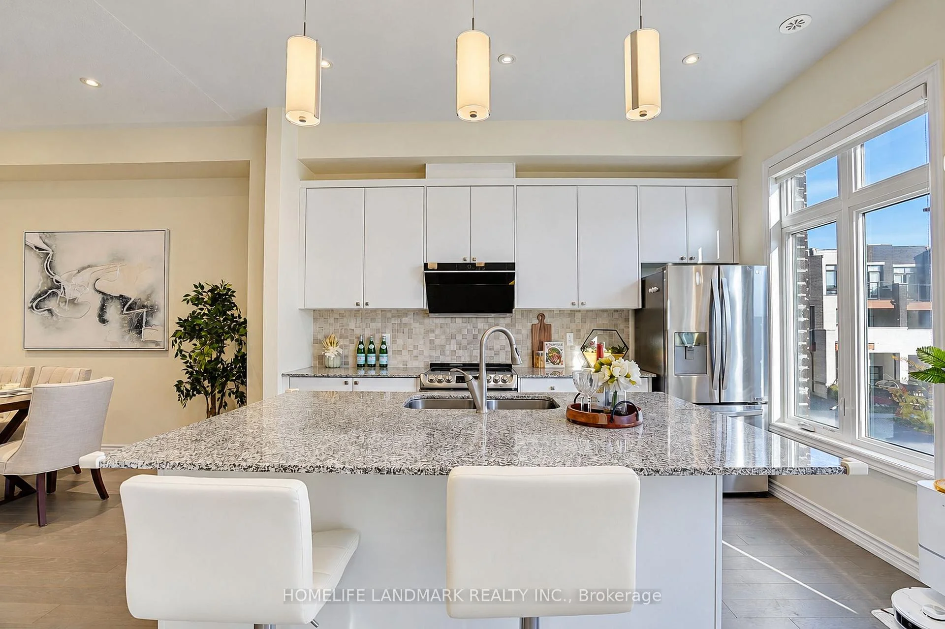 Photo 28 of 41 Golden Trail, Vaughan, Patterson — HOMEH