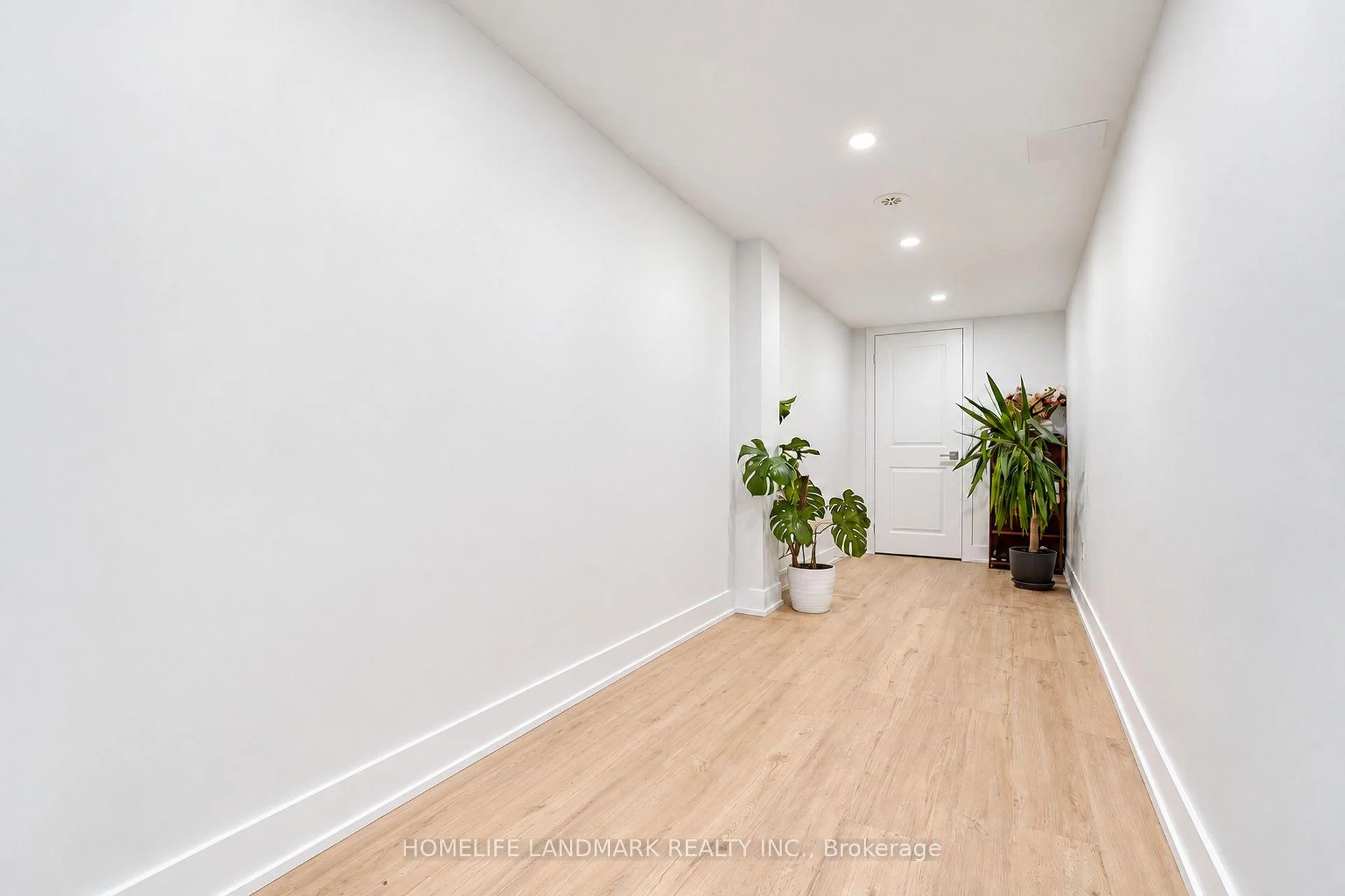 Photo 58 of 41 Golden Trail, Vaughan, Patterson — HOMEH