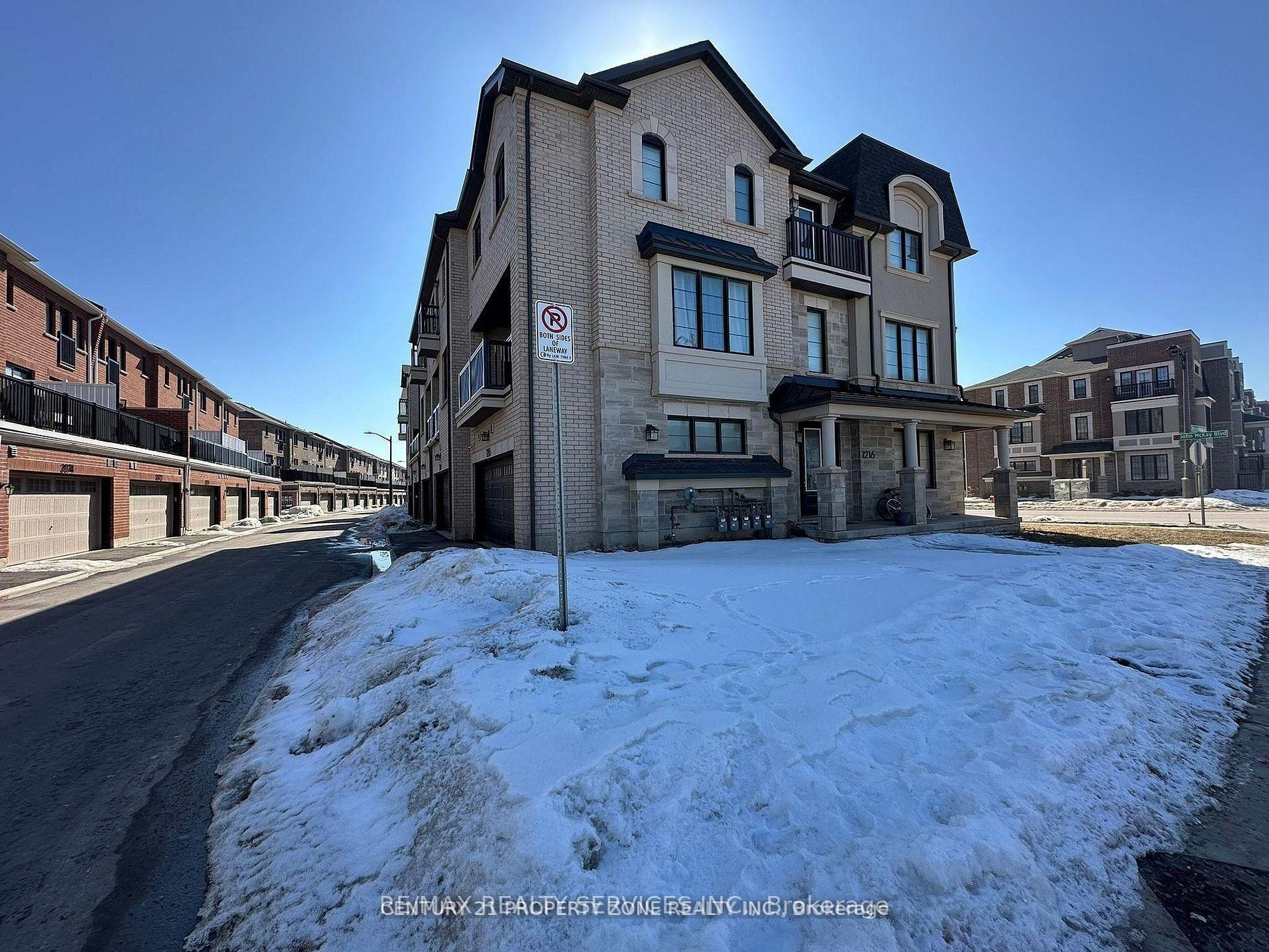 Photo 5 of 1216 Wheat Boom Drive, Oakville, Joshua Meadows — HOMEH