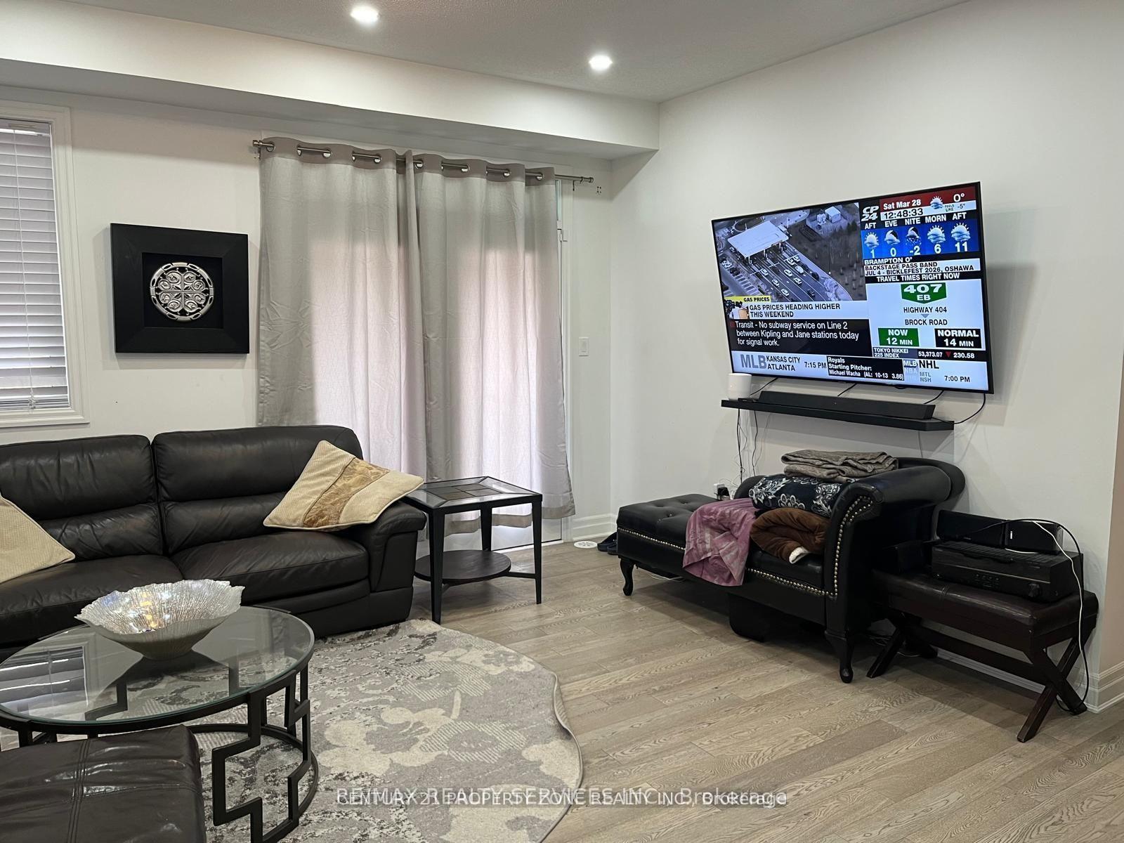 Photo 10 of 1216 Wheat Boom Drive, Oakville, Joshua Meadows — HOMEH