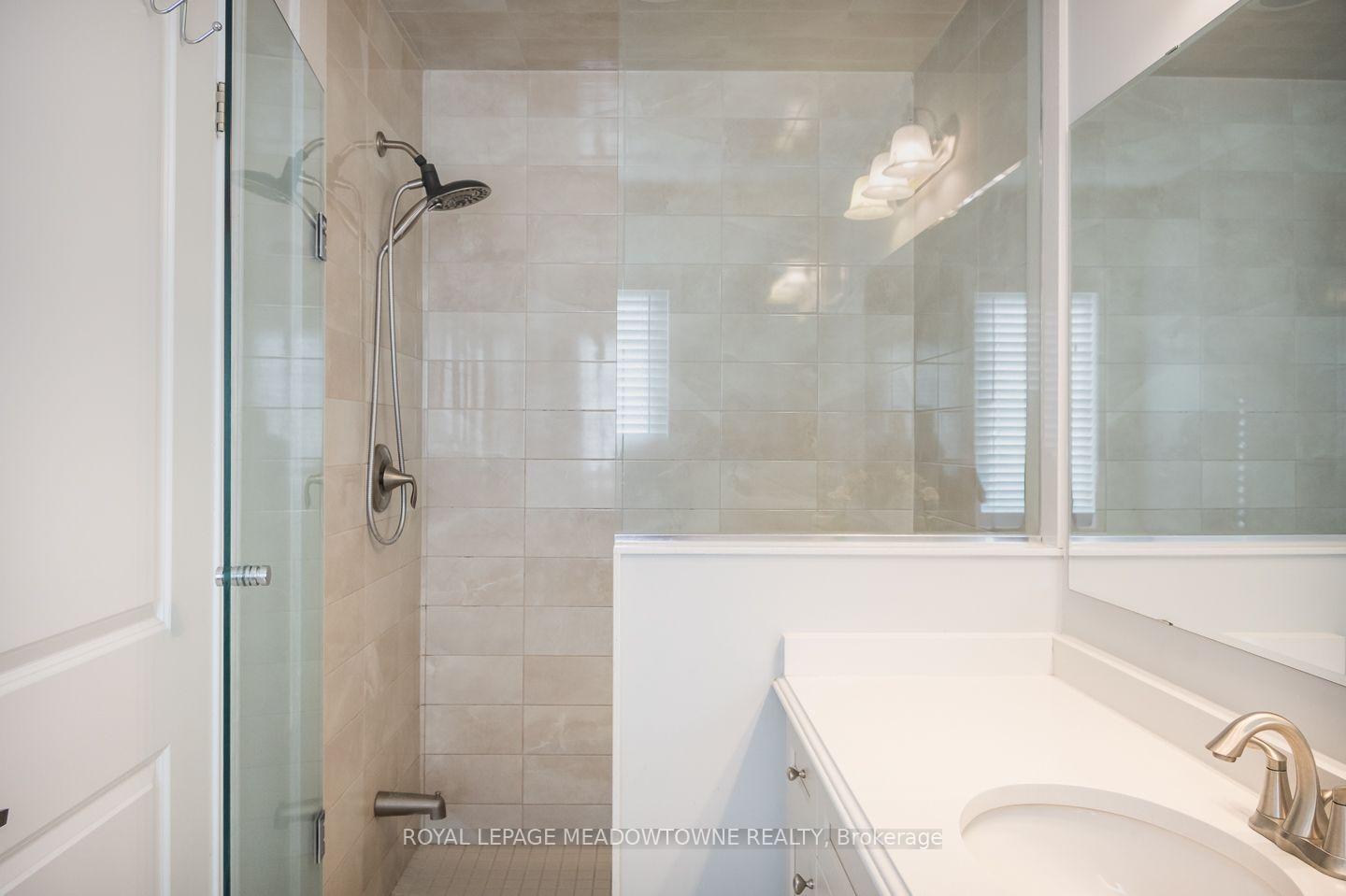Photo 28 of 442 Blinco Terrace, Milton, Clarke — HOMEH