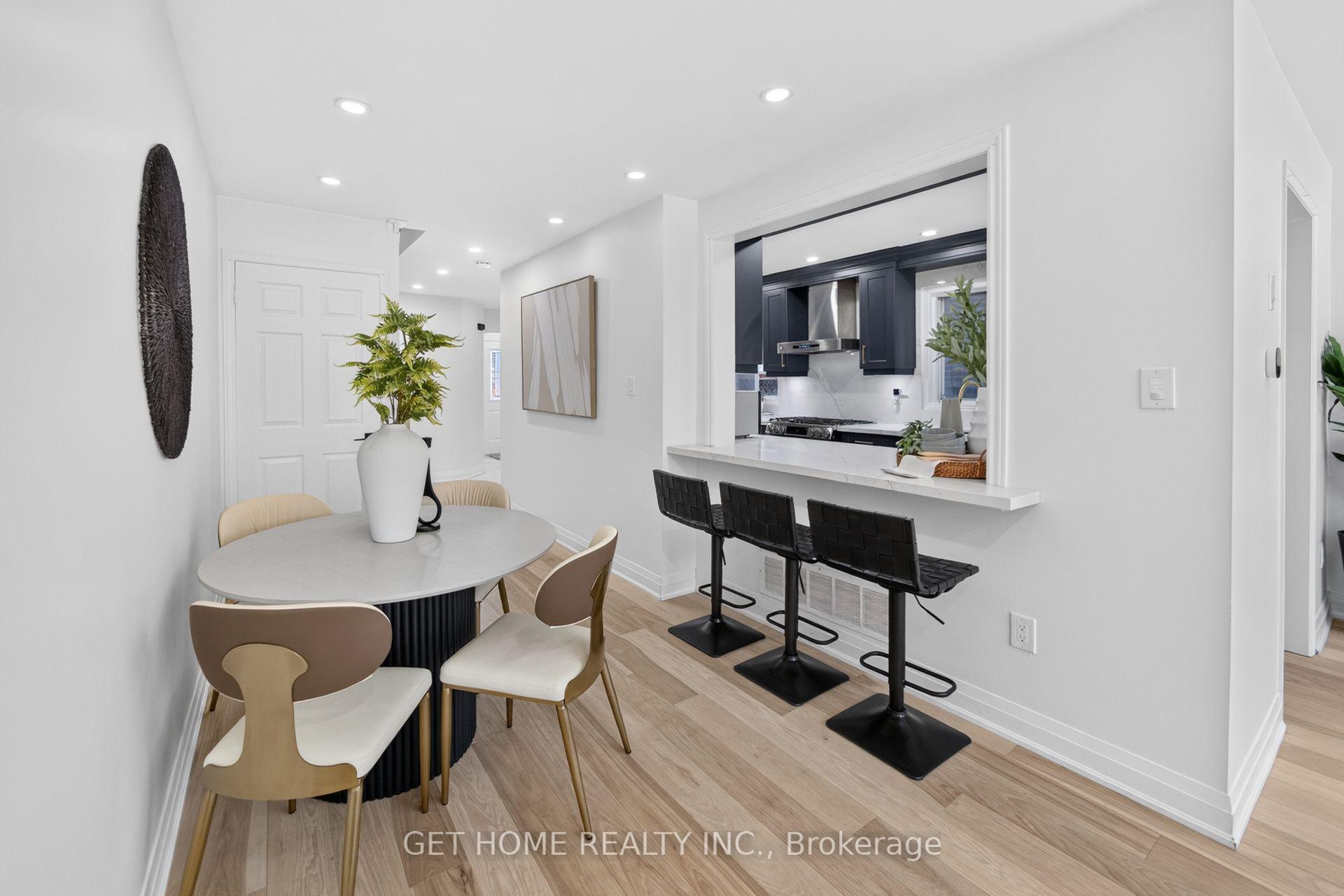 Photo 11 of 3883 Densbury Drive, Mississauga, Lisgar — HOMEH