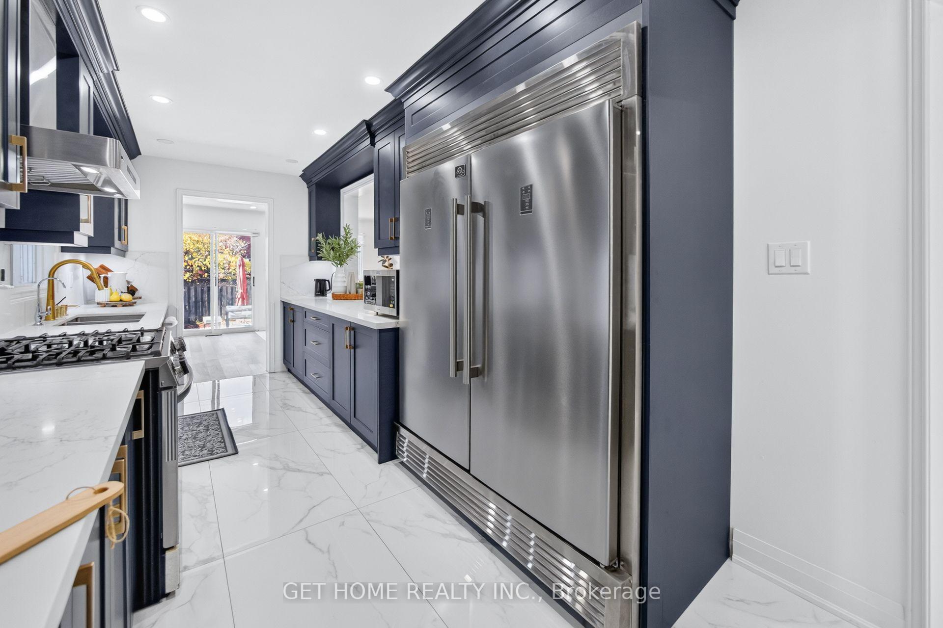 Photo 22 of 3883 Densbury Drive, Mississauga, Lisgar — HOMEH