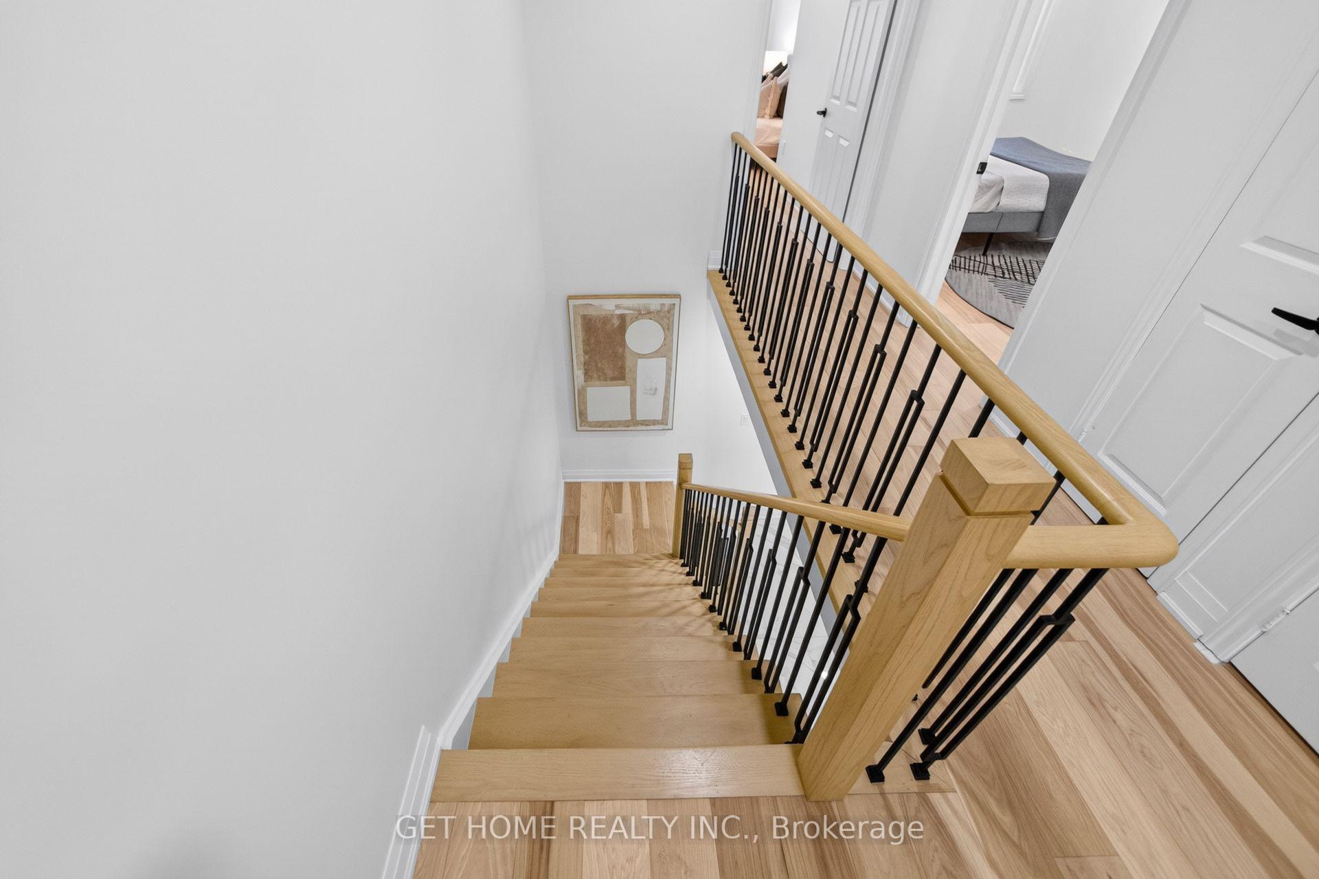Photo 23 of 3883 Densbury Drive, Mississauga, Lisgar — HOMEH