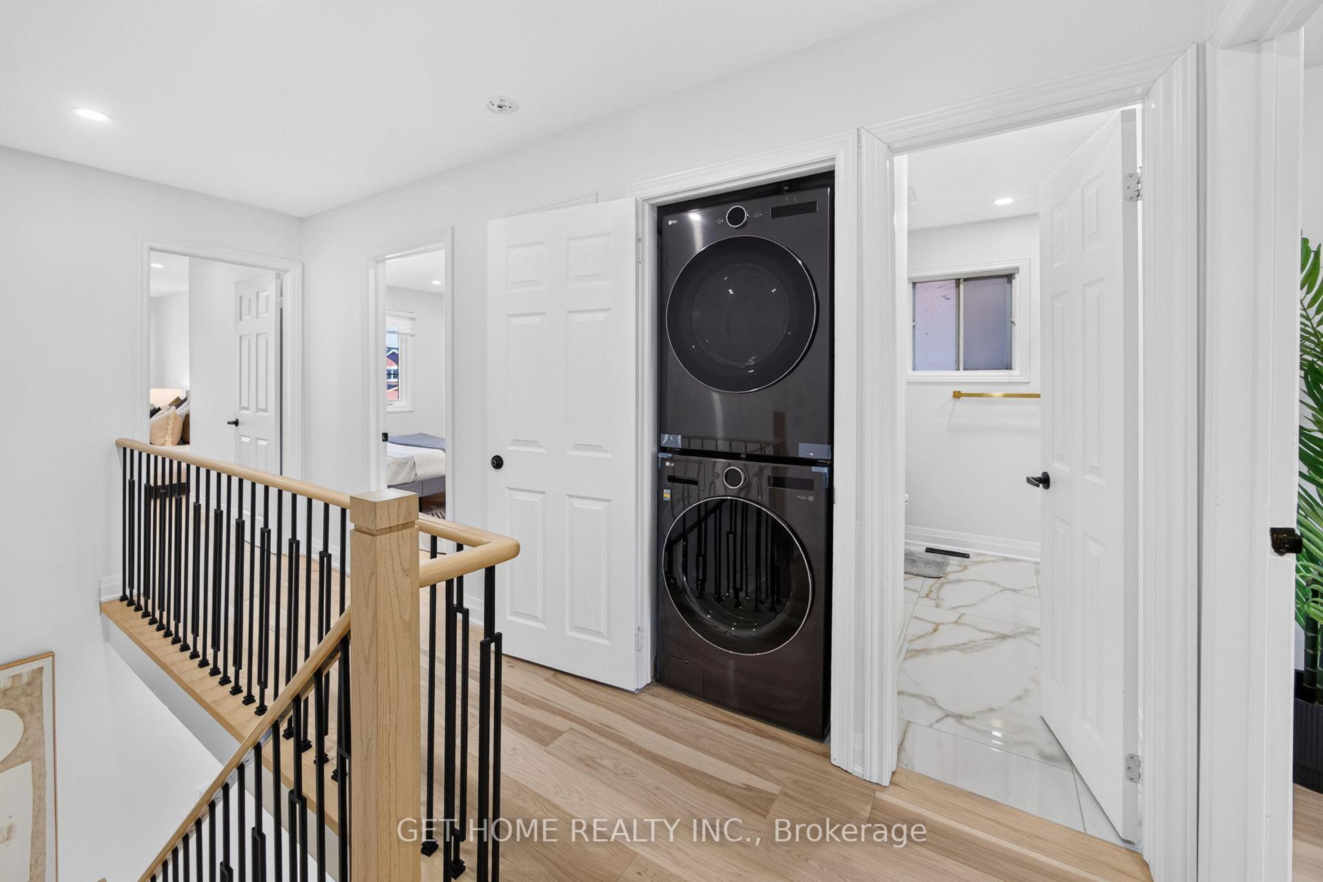 Photo 25 of 3883 Densbury Drive, Mississauga, Lisgar — HOMEH
