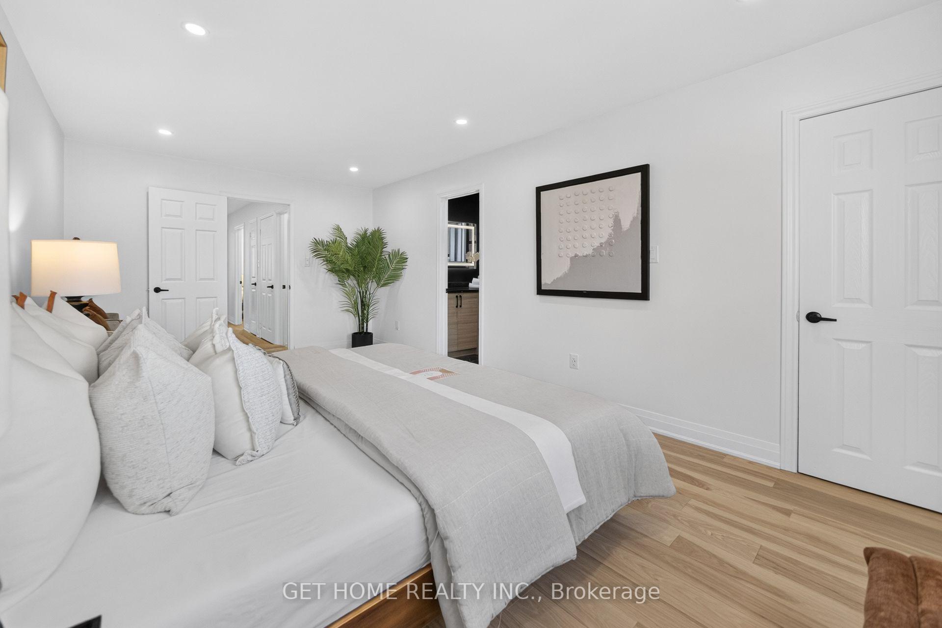 Photo 27 of 3883 Densbury Drive, Mississauga, Lisgar — HOMEH