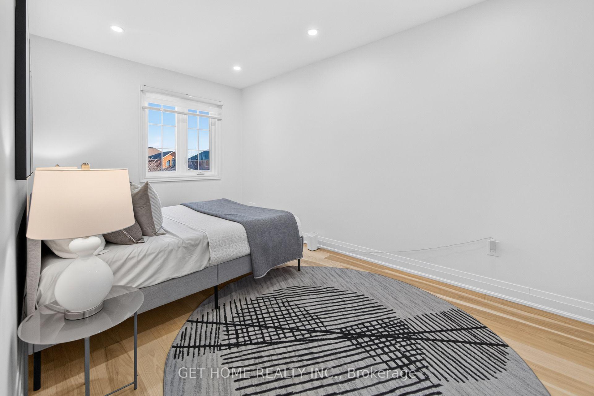 Photo 31 of 3883 Densbury Drive, Mississauga, Lisgar — HOMEH